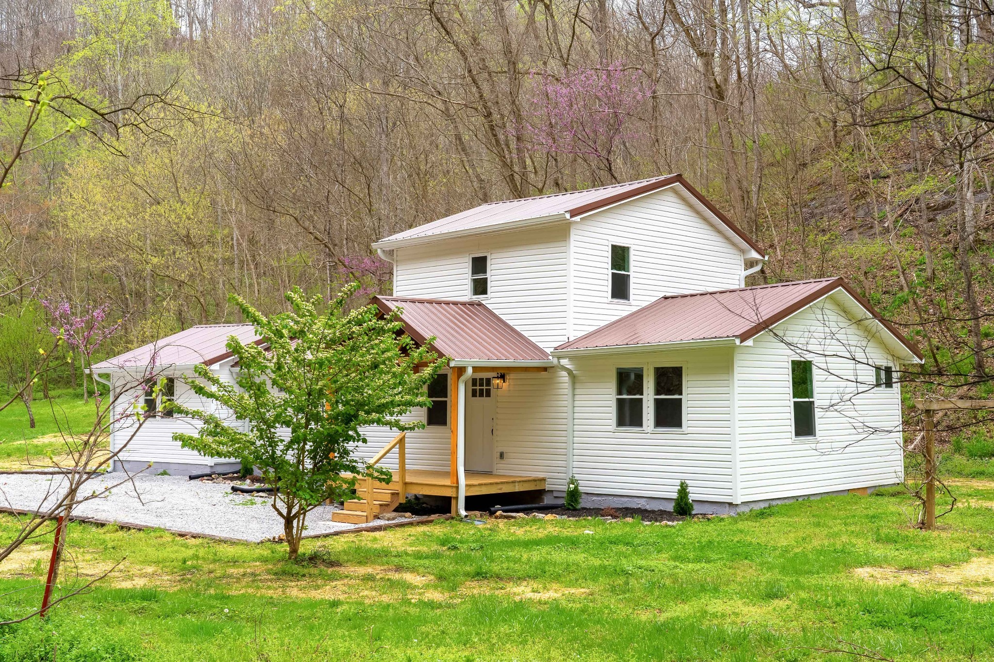 Image 8 of 96 For 12190 Maple Street