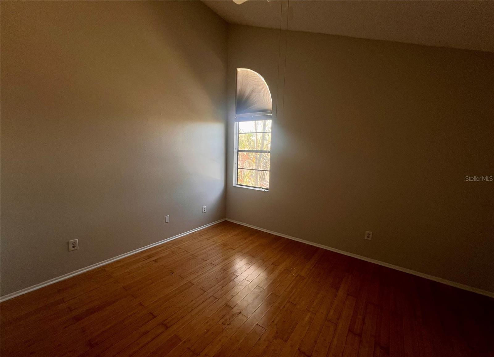 Image 7 of 10 For 13351 Broadhurst Loop