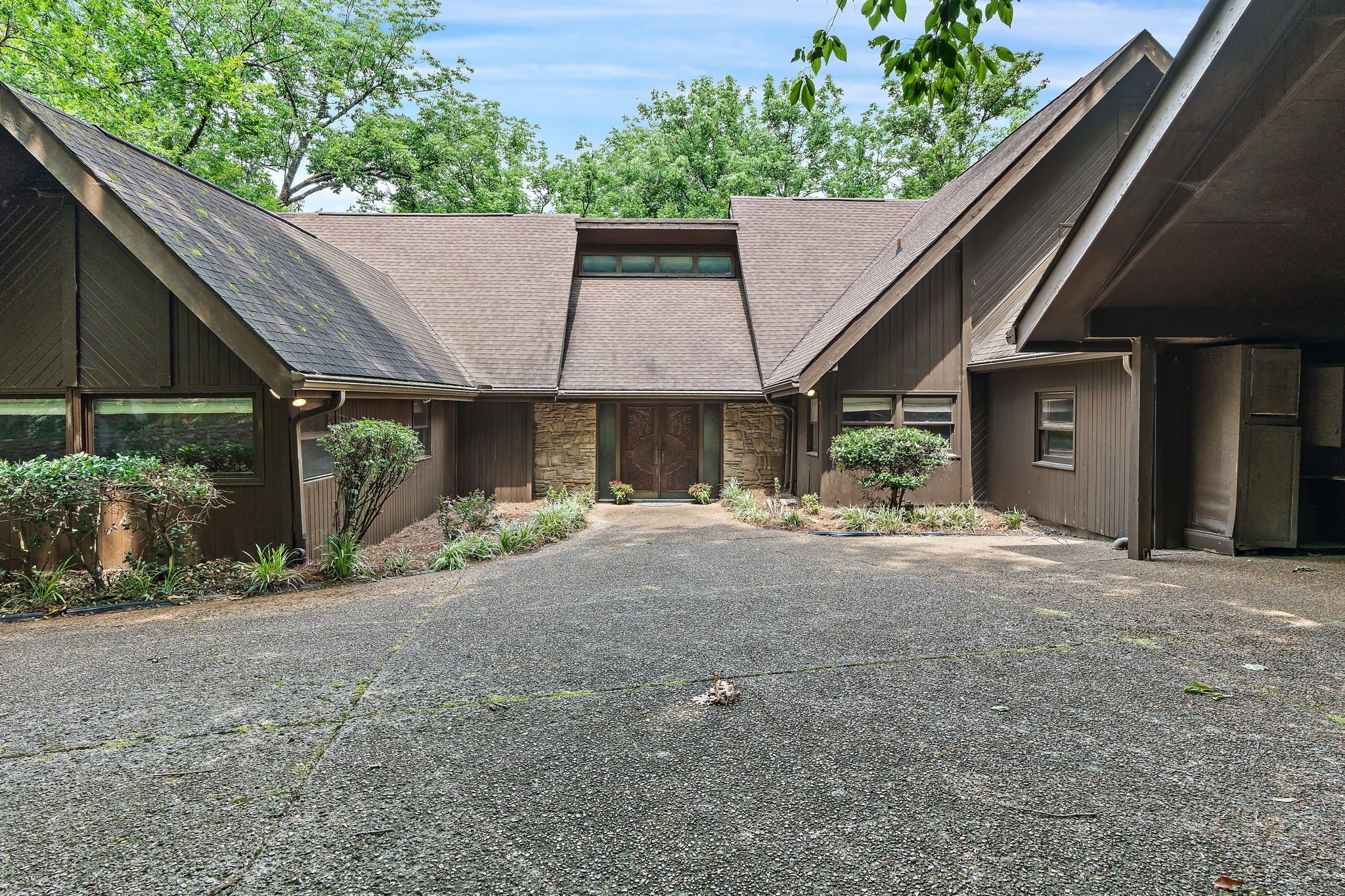 Image 6 of 15 For 4758 88th Street
