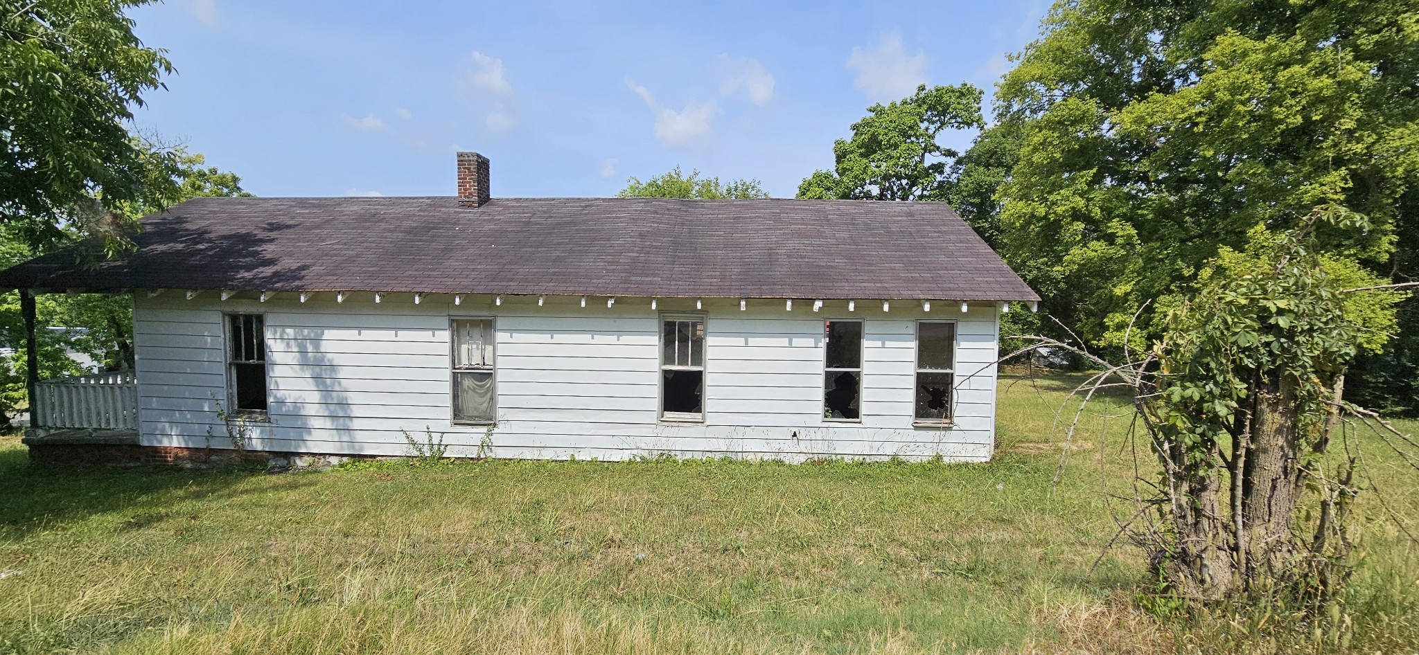 Image 9 of 41 For 8951 202nd Avenue Road