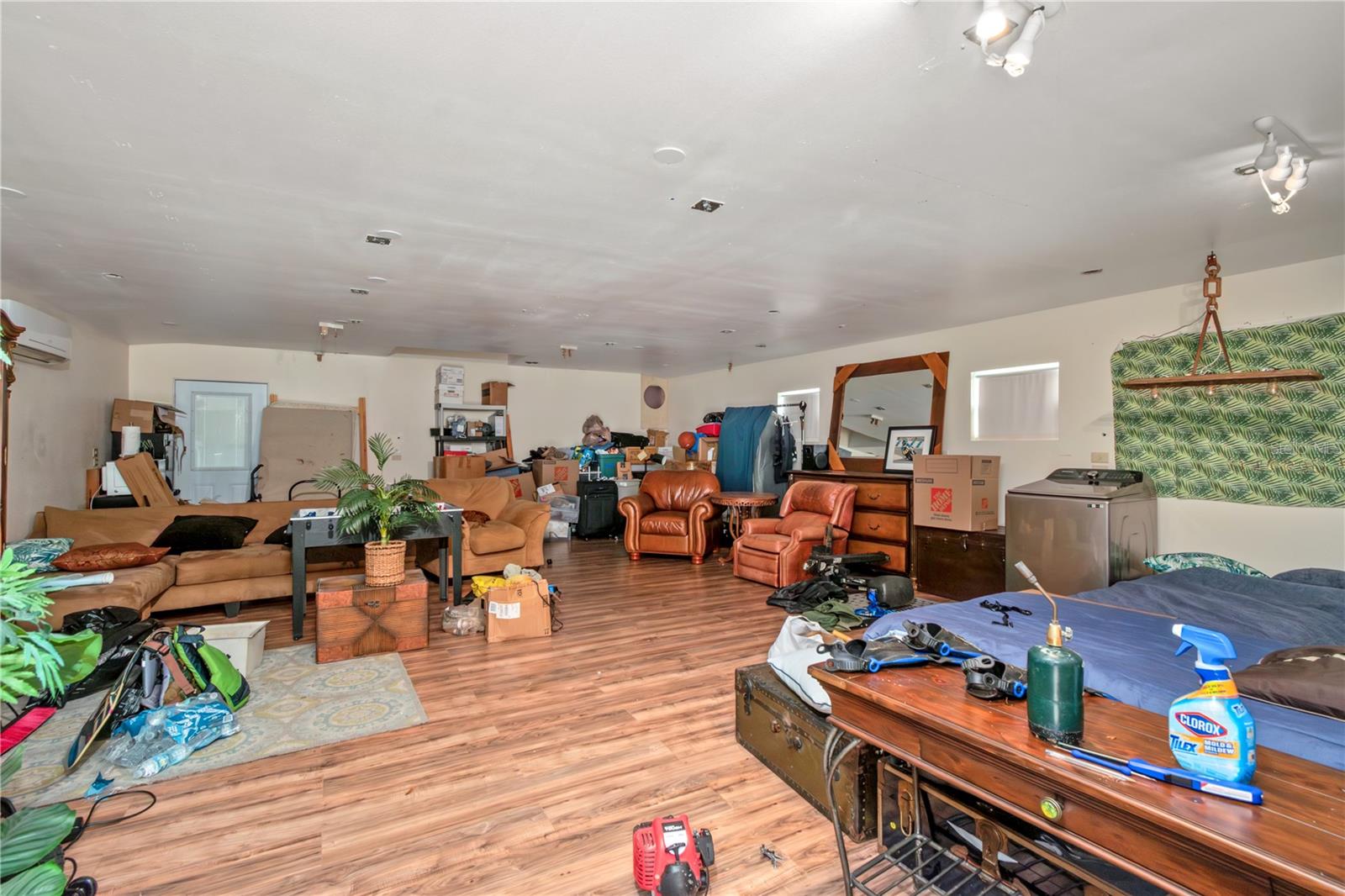 Image 46 of 75 For 4893 4th Circle