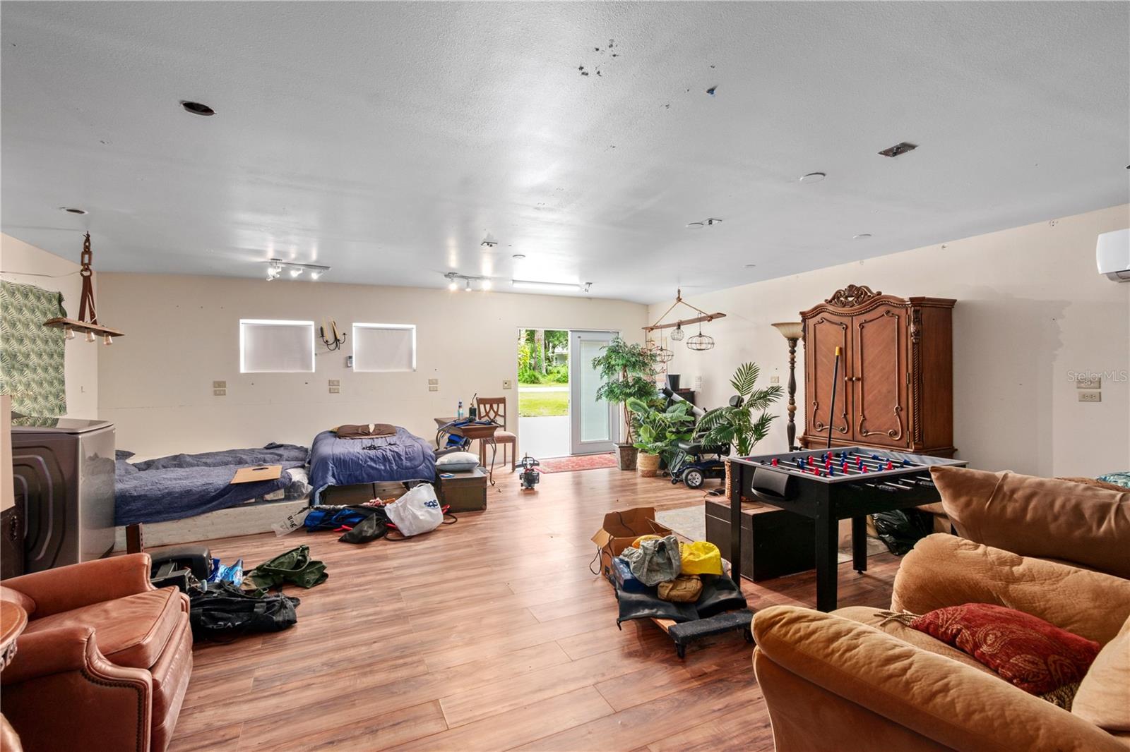 Image 47 of 75 For 4893 4th Circle