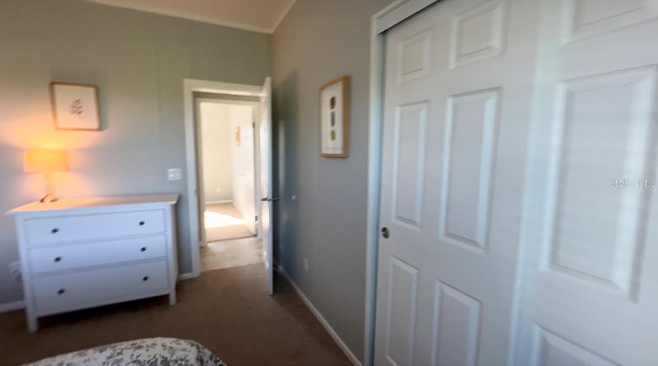 Listing photo id 32 for 295 110th Street