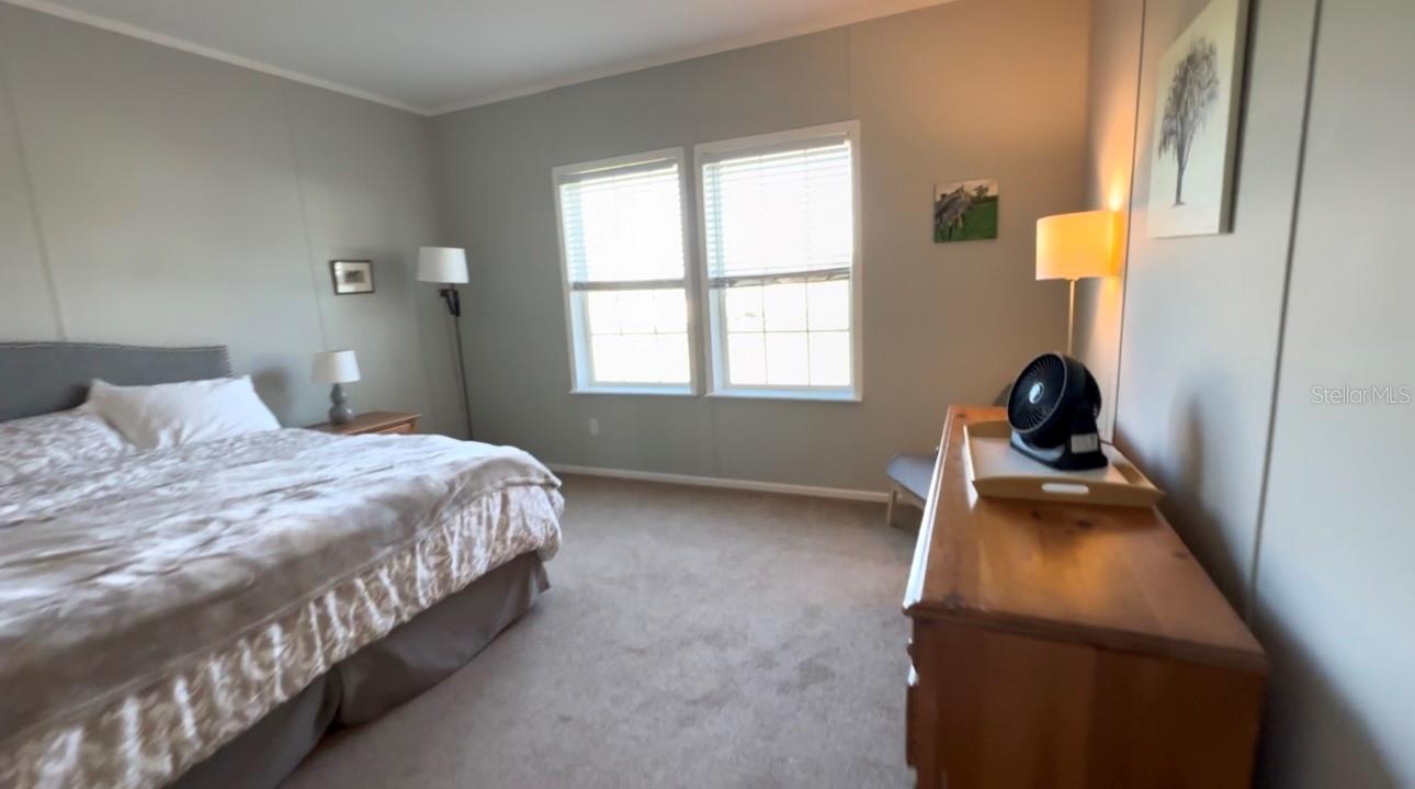 Listing photo id 36 for 295 110th Street