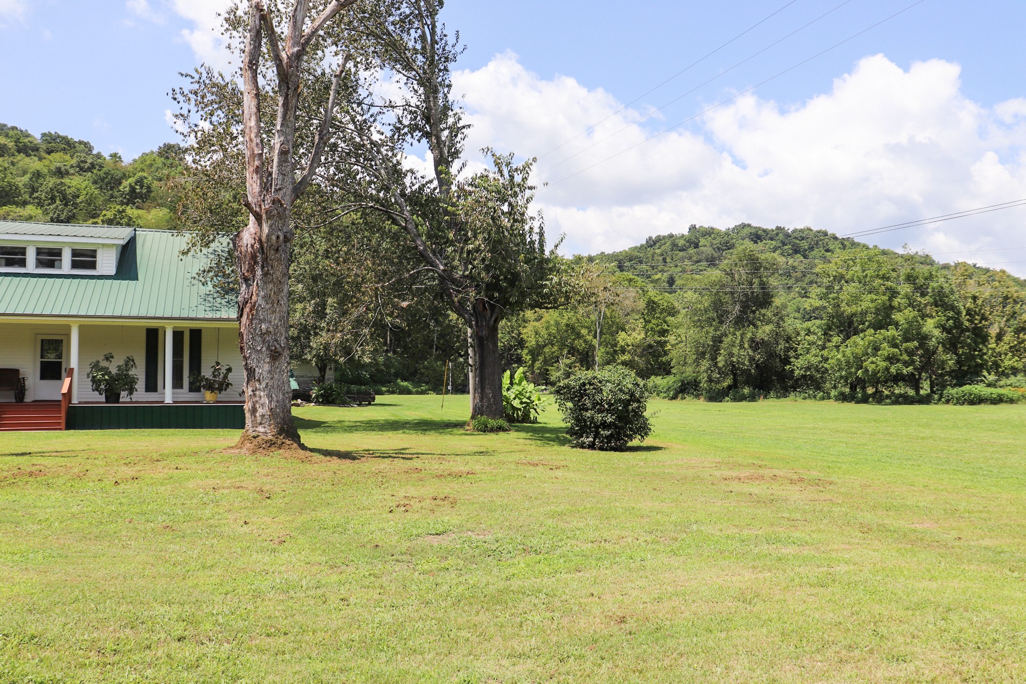 Image 8 of 32 For 17781 72nd Street Road