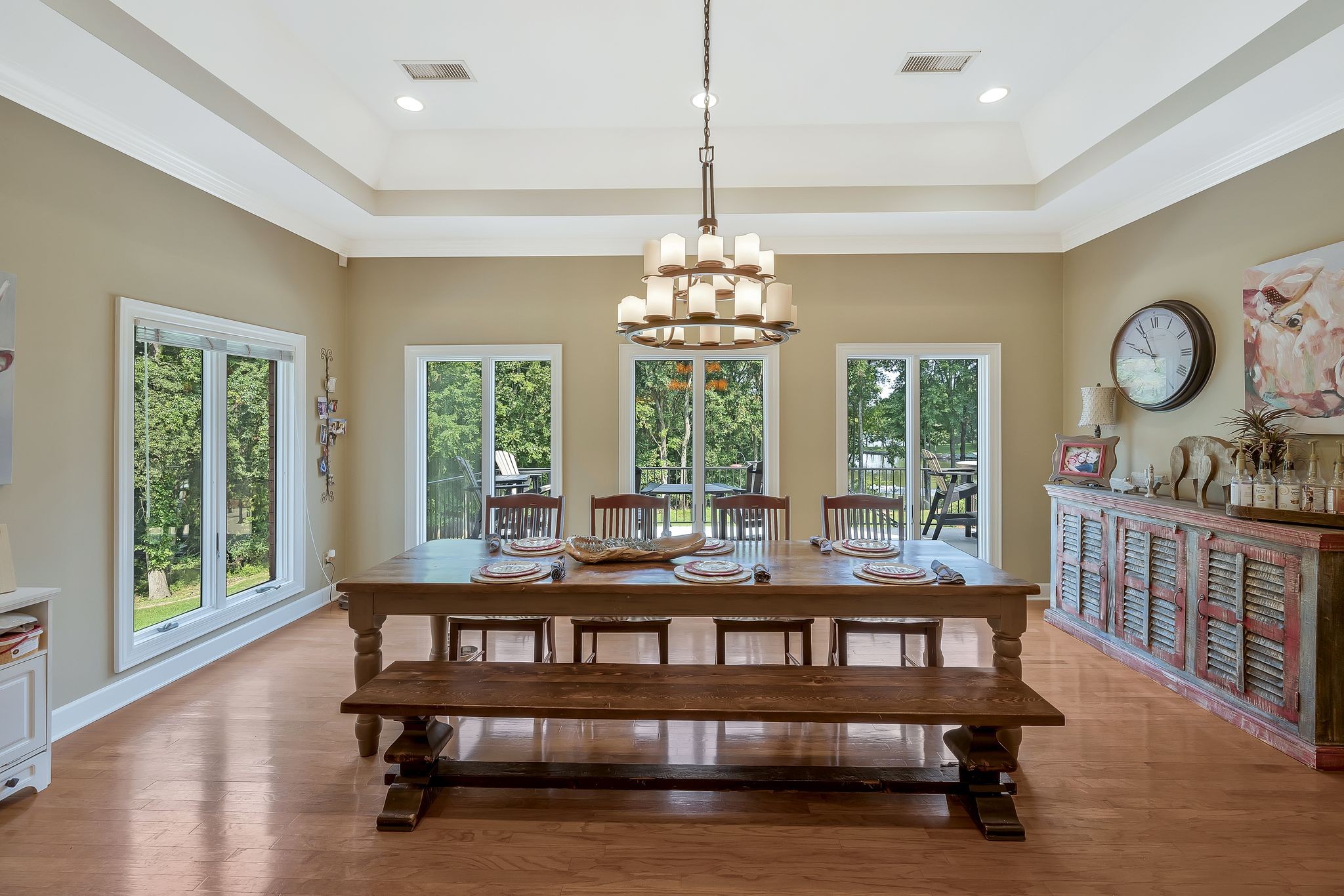 Listing photo id 14 for 727 130th Terrace