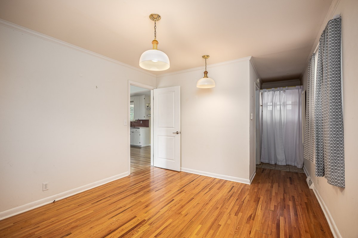 Image 28 of 29 For 9407 53rd Place