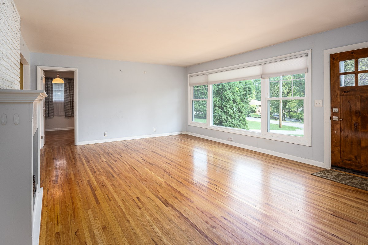 Image 6 of 29 For 9407 53rd Place