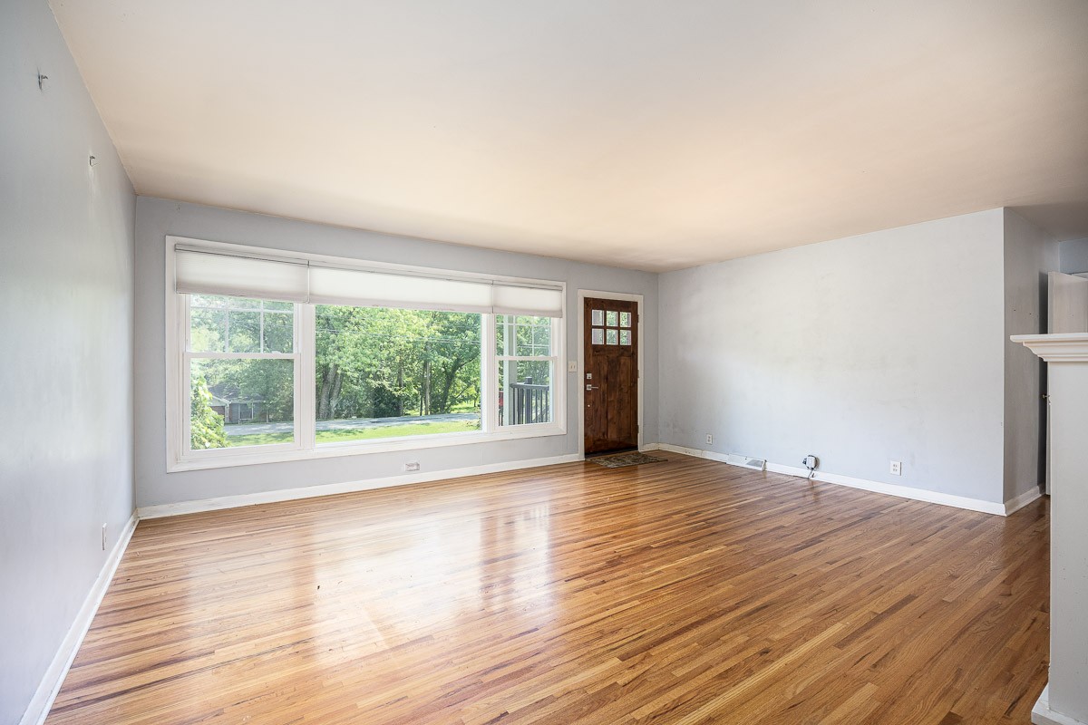 Image 9 of 29 For 9407 53rd Place