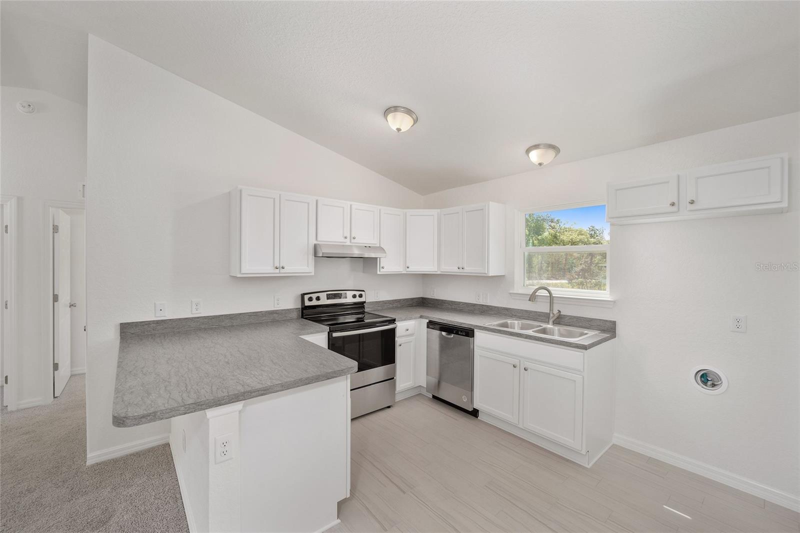 Image 7 of 20 For 2589 Breezy Point Drive