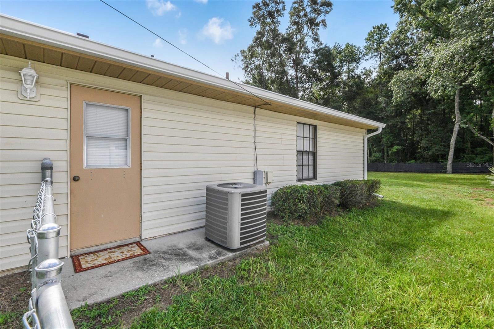 Image 13 of 36 For 21174 Peach Blossom Street