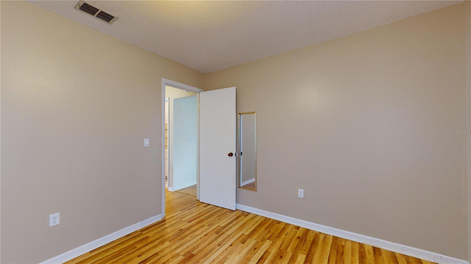 Image 25 of 36 For 21174 Peach Blossom Street