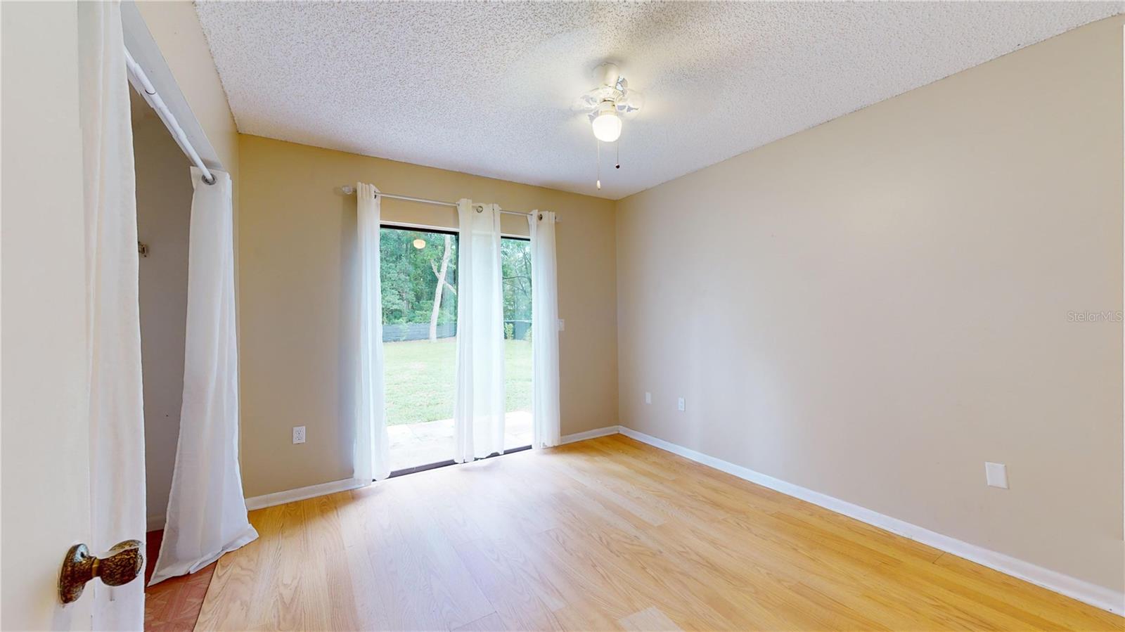 Image 26 of 36 For 21174 Peach Blossom Street