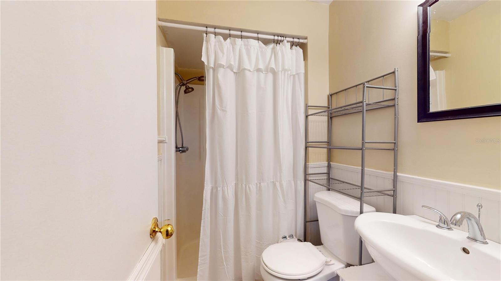 Image 31 of 36 For 21174 Peach Blossom Street