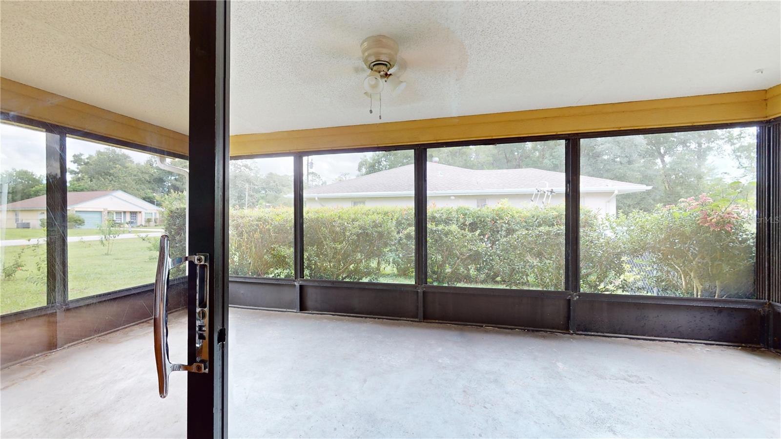 Image 33 of 36 For 21174 Peach Blossom Street
