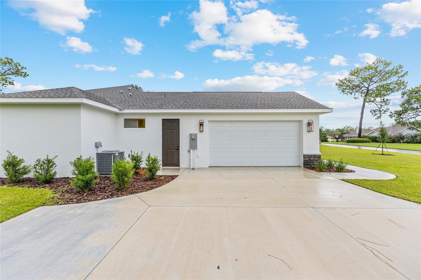 Image 11 of 65 For 5912 57th Loop N