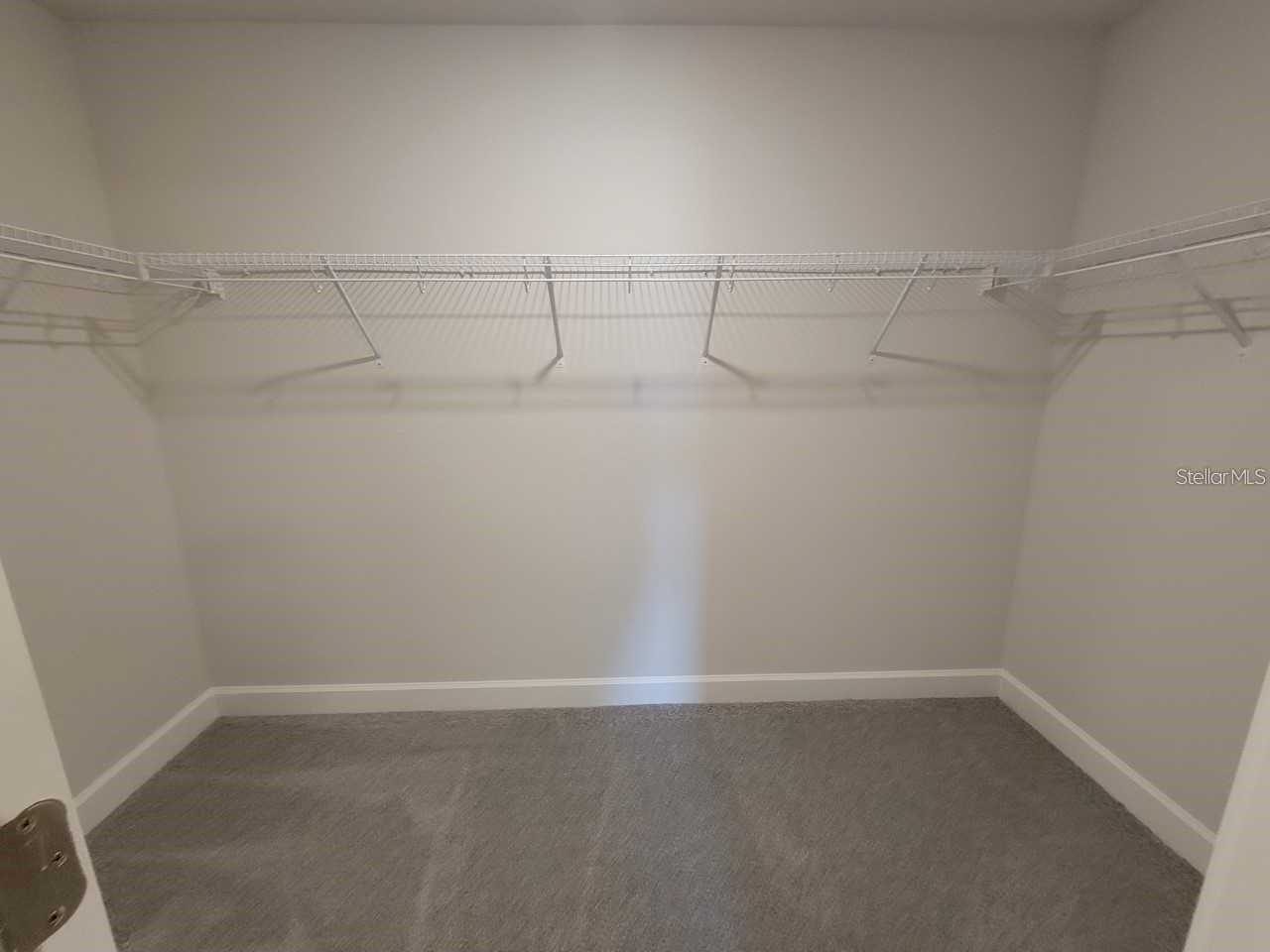 Listing photo id 21 for 708 Hallam Drive