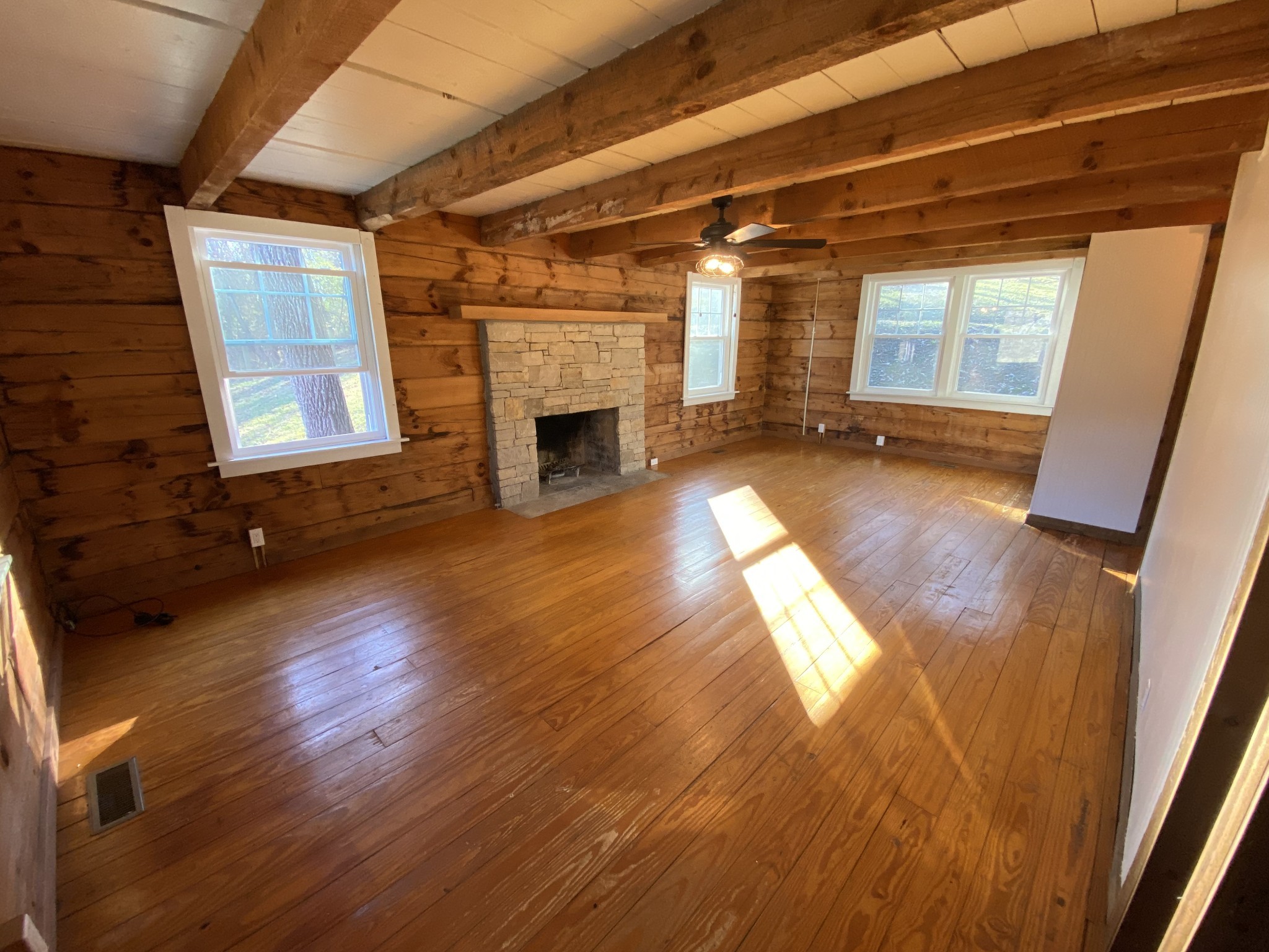 Image 10 of 22 For 641 Marguerita Drive