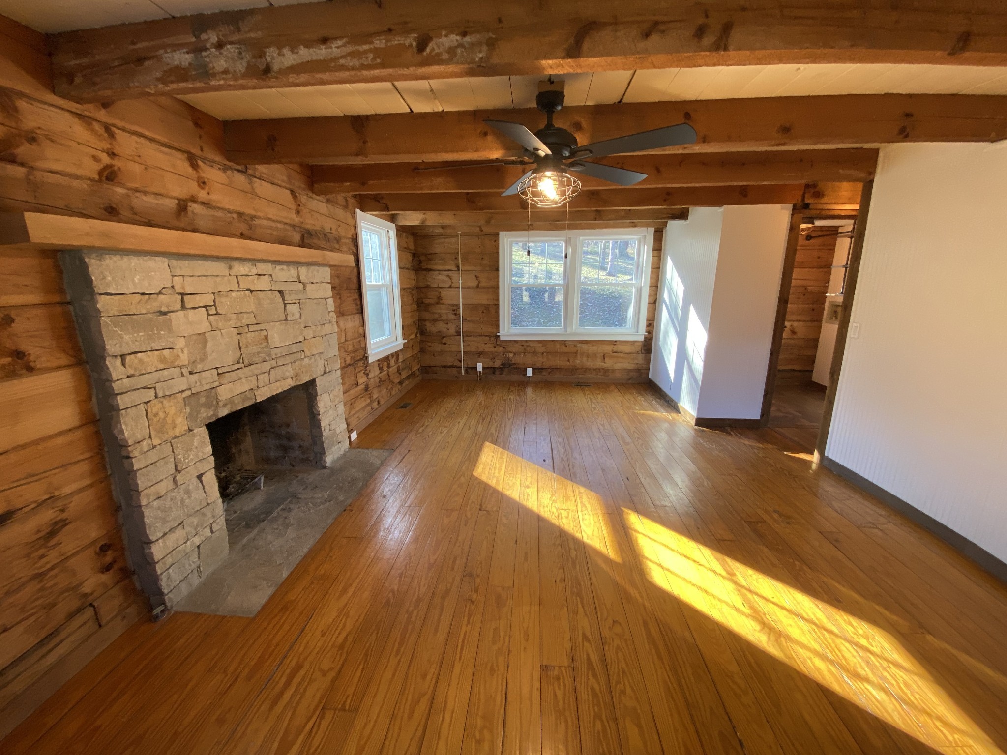 Image 11 of 22 For 641 Marguerita Drive