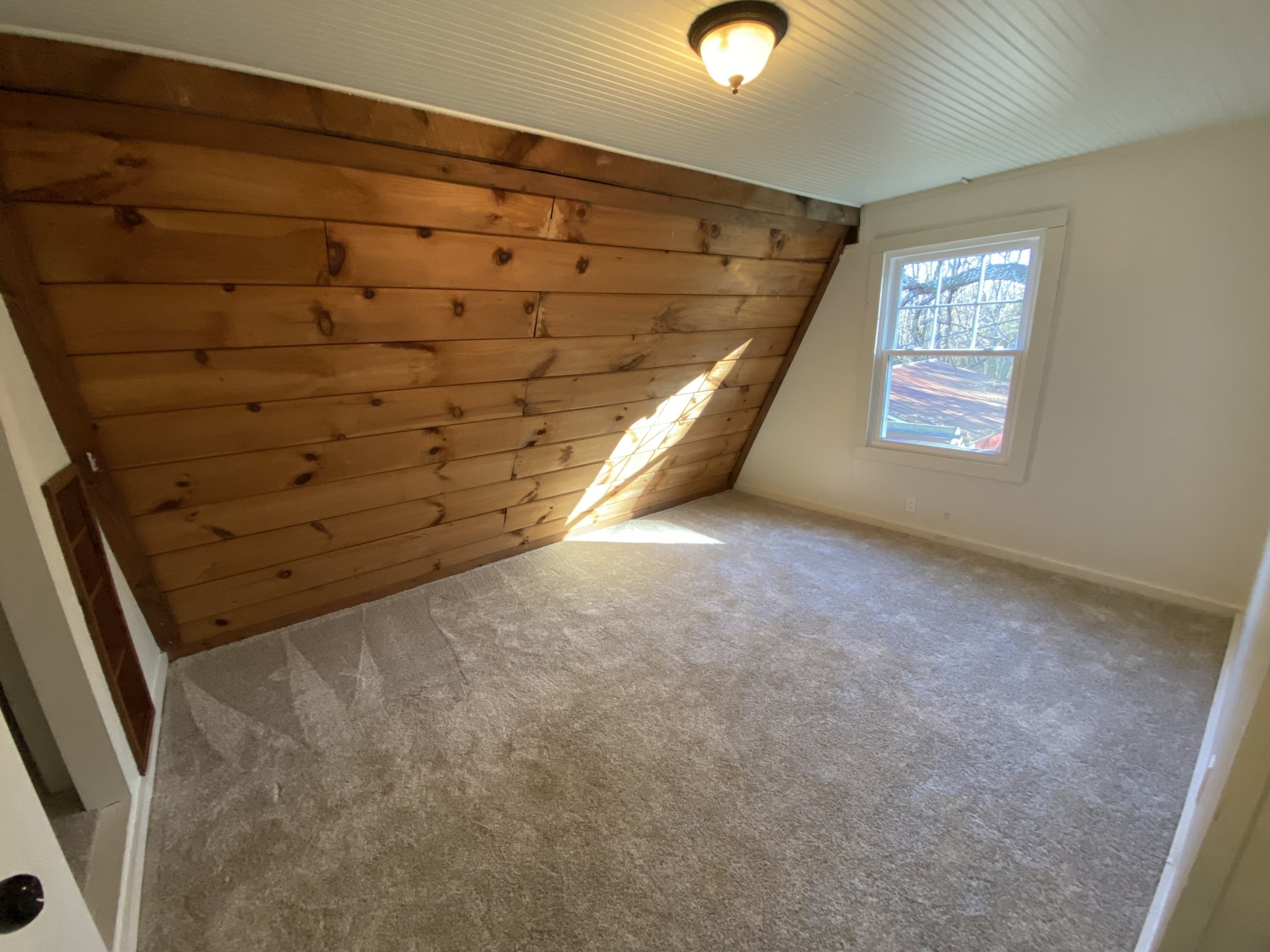 Image 15 of 22 For 641 Marguerita Drive