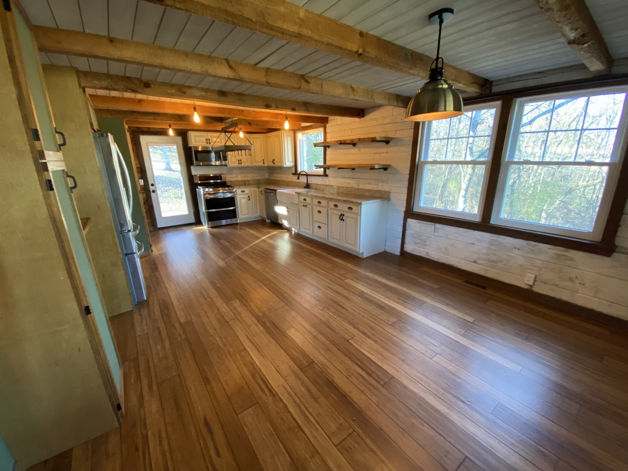 Image 9 of 22 For 641 Marguerita Drive