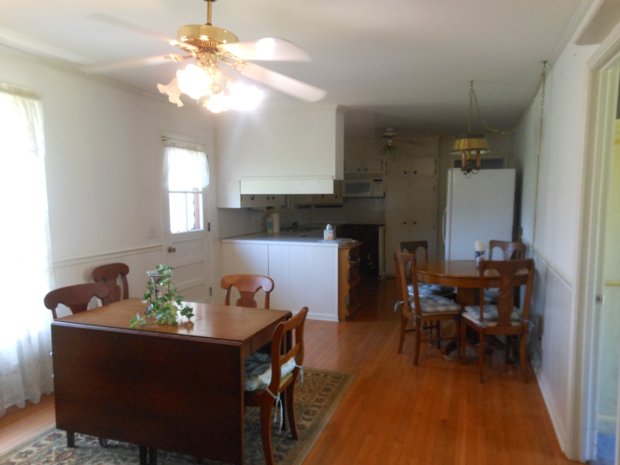 Image 6 of 10 For 420-420 Mills Street 13
