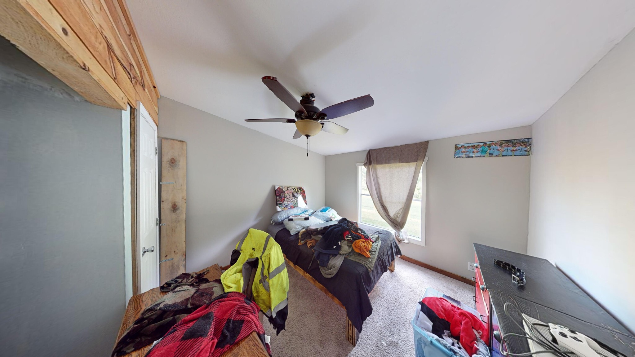 Listing photo id 18 for 12275 4th Street E