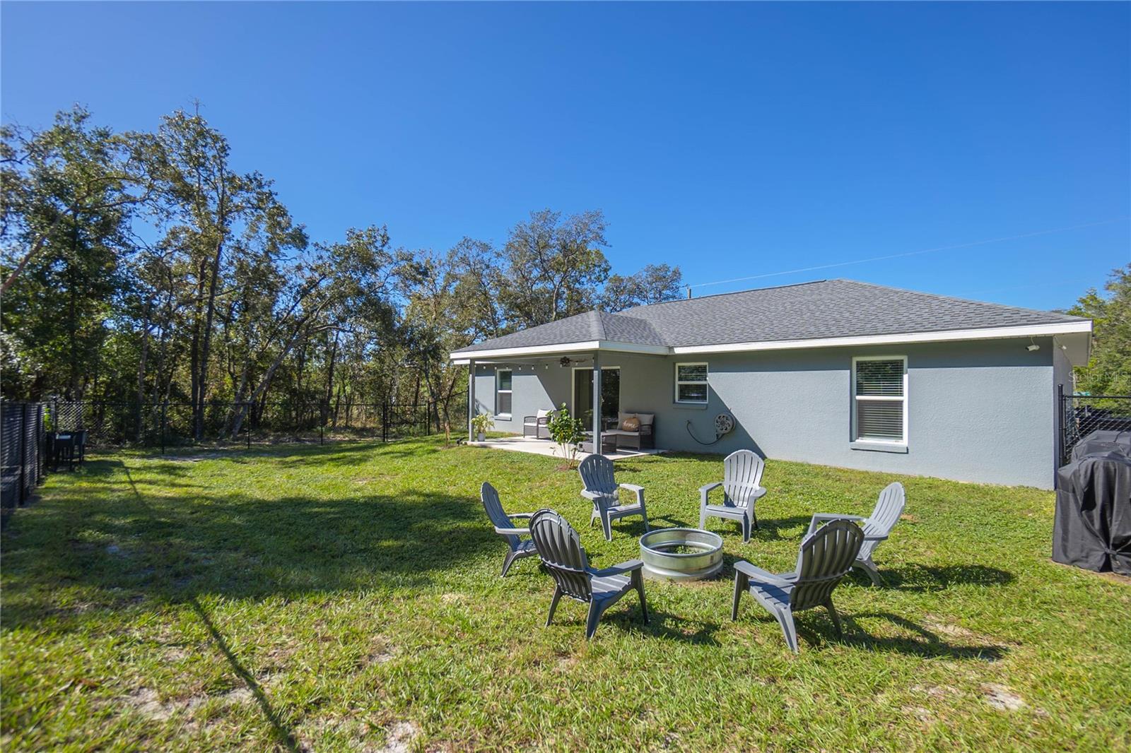 Listing photo id 31 for 6295 Darlington Drive