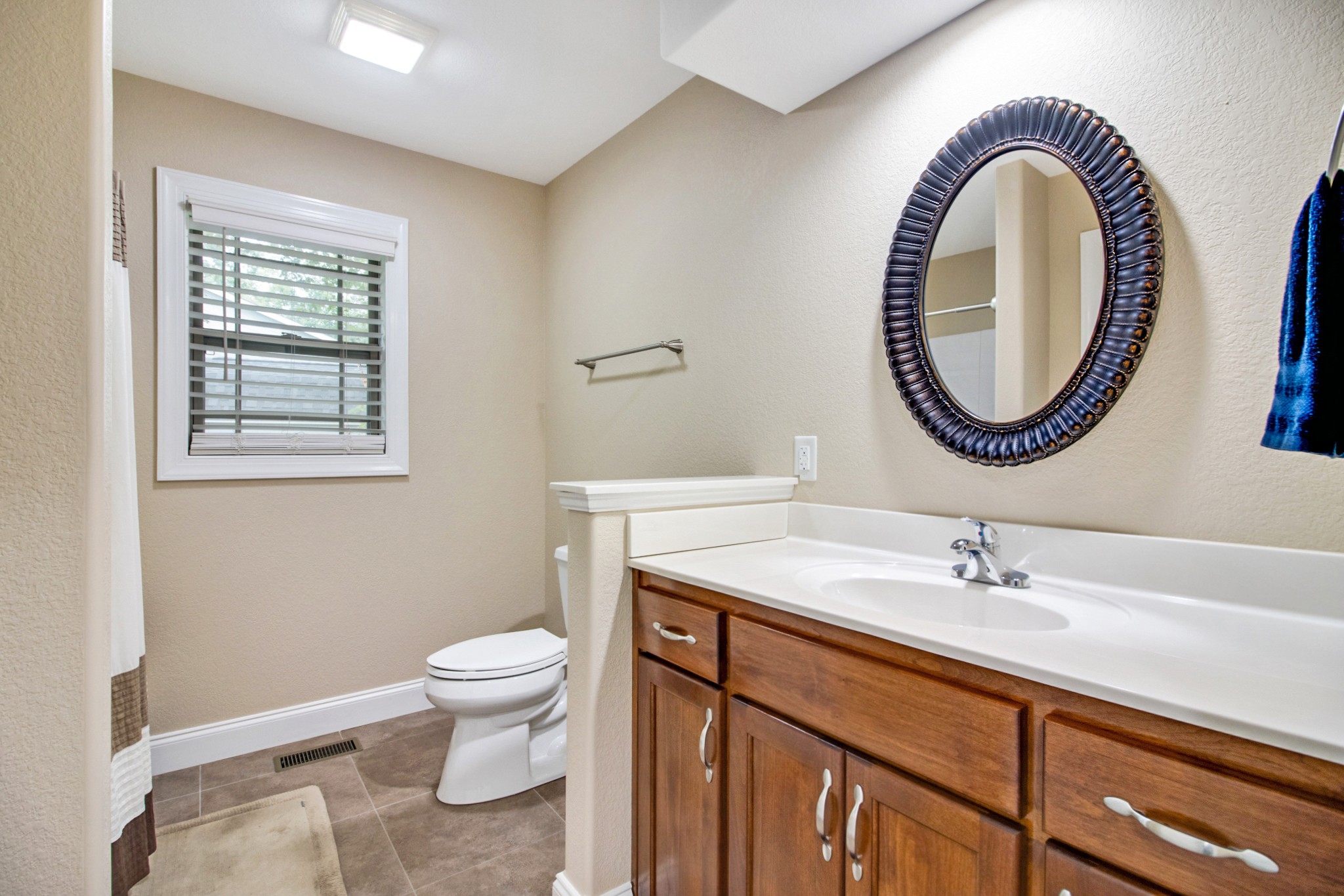 Listing photo id 18 for 6800a 193rd Street Option 1