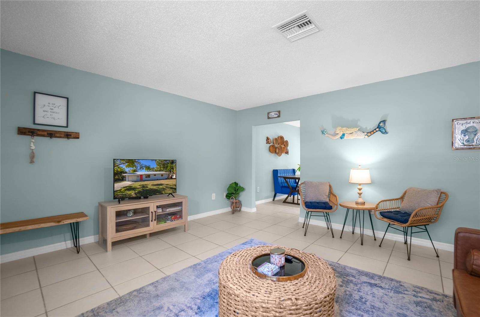 Listing photo id 6 for 1134 Fan Palm Point