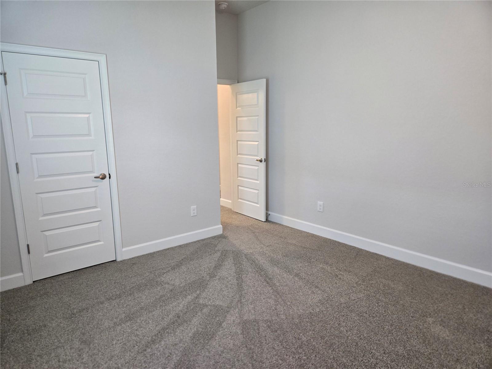Image 18 of 29 For 297 Twisted Oaks Drive