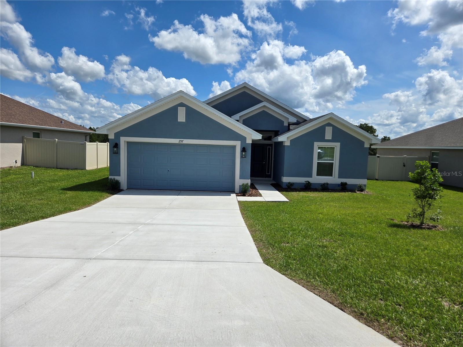 Image 22 of 29 For 297 Twisted Oaks Drive