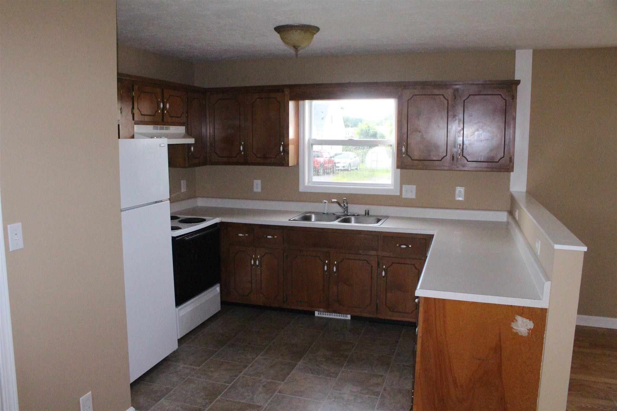 Image 7 of 48 For 6243 89th Street Road