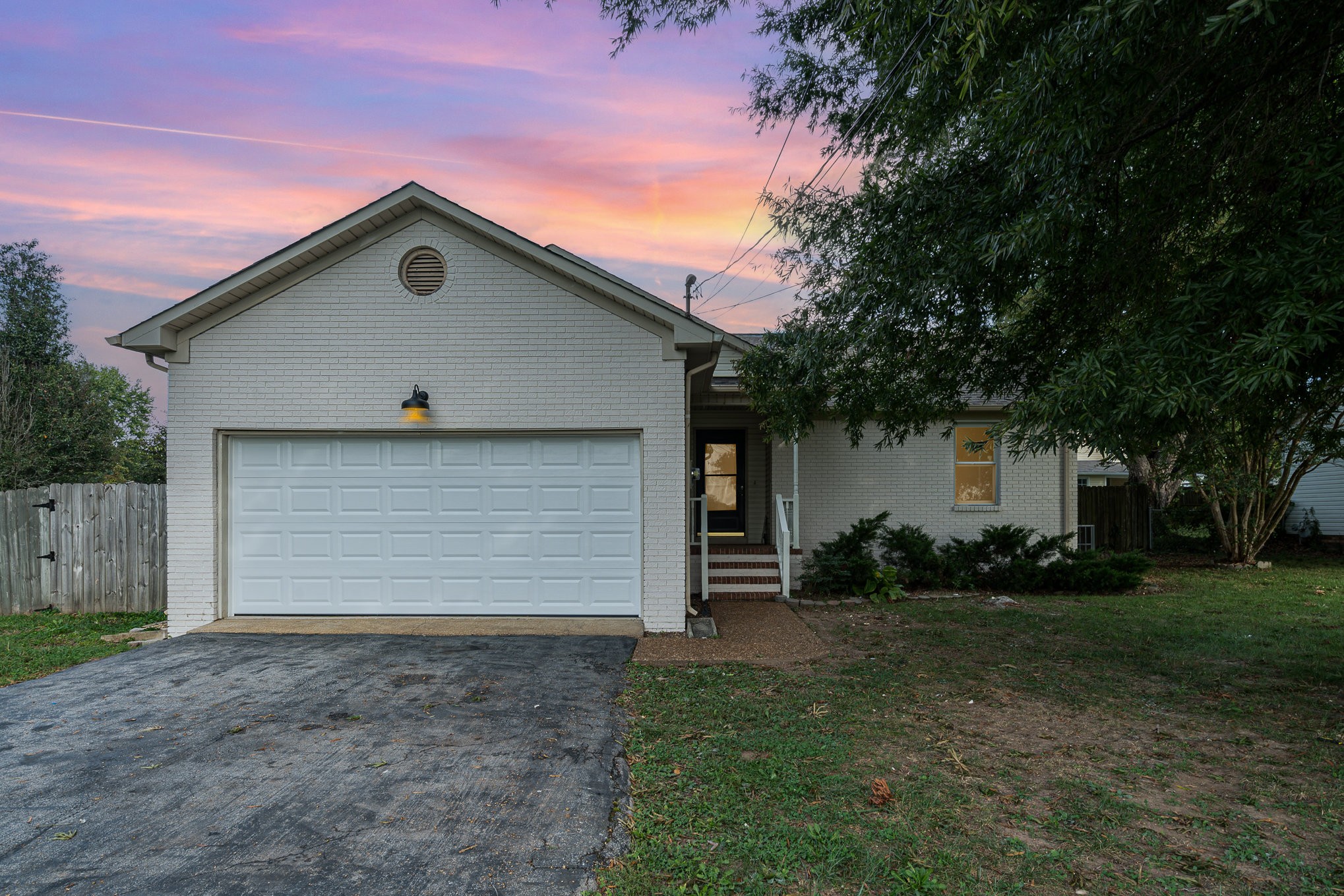 Listing photo id 17 for 2257 Hickory Glen Point