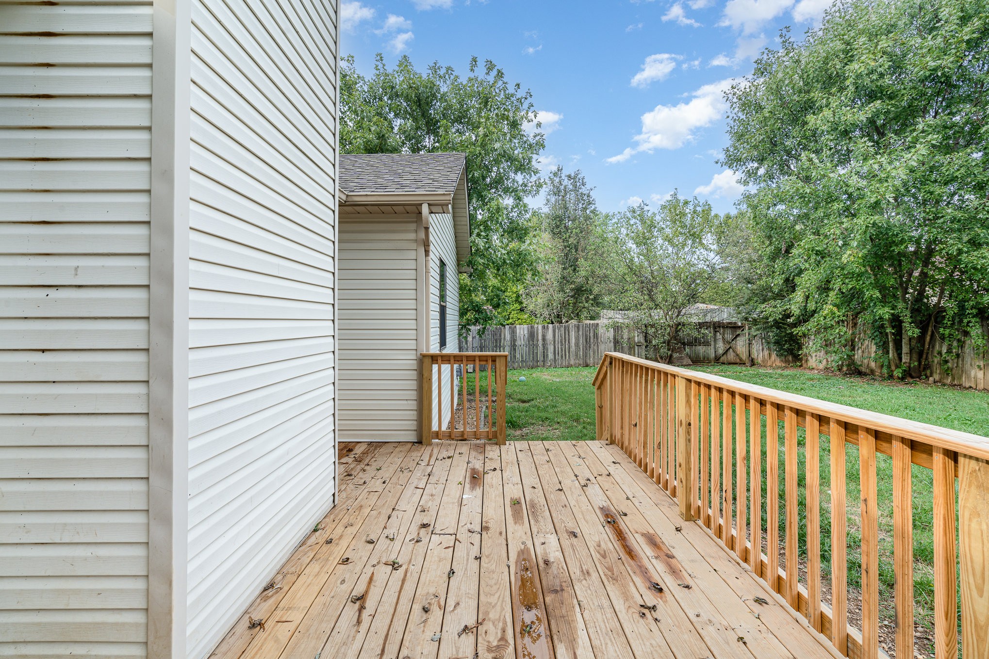 Listing photo id 18 for 2257 Hickory Glen Point