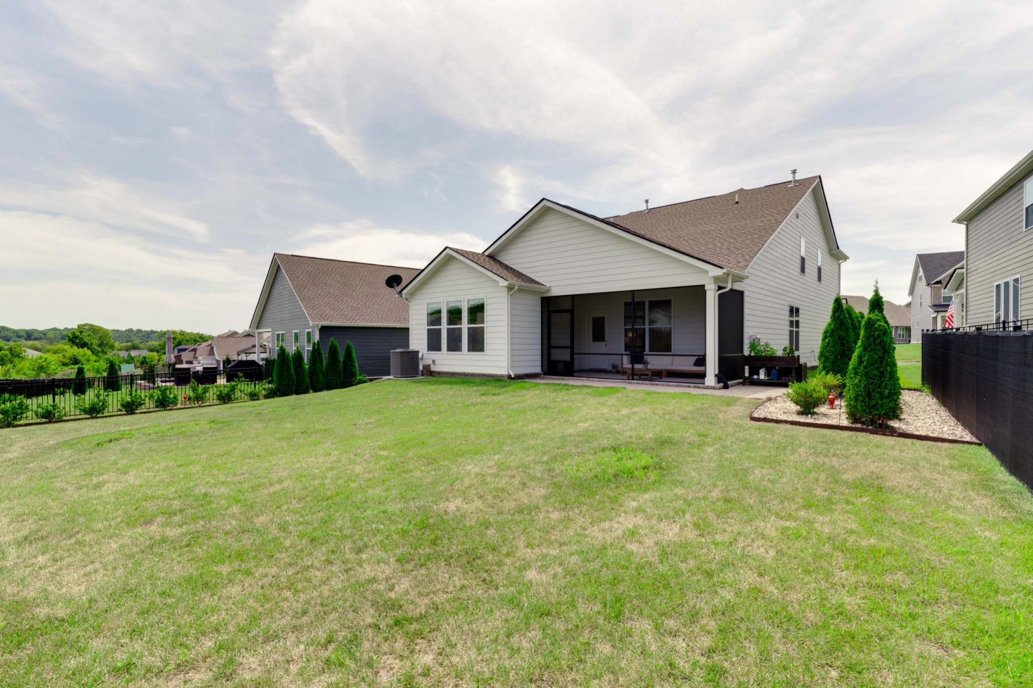 Listing photo id 27 for 11064 212th Lane