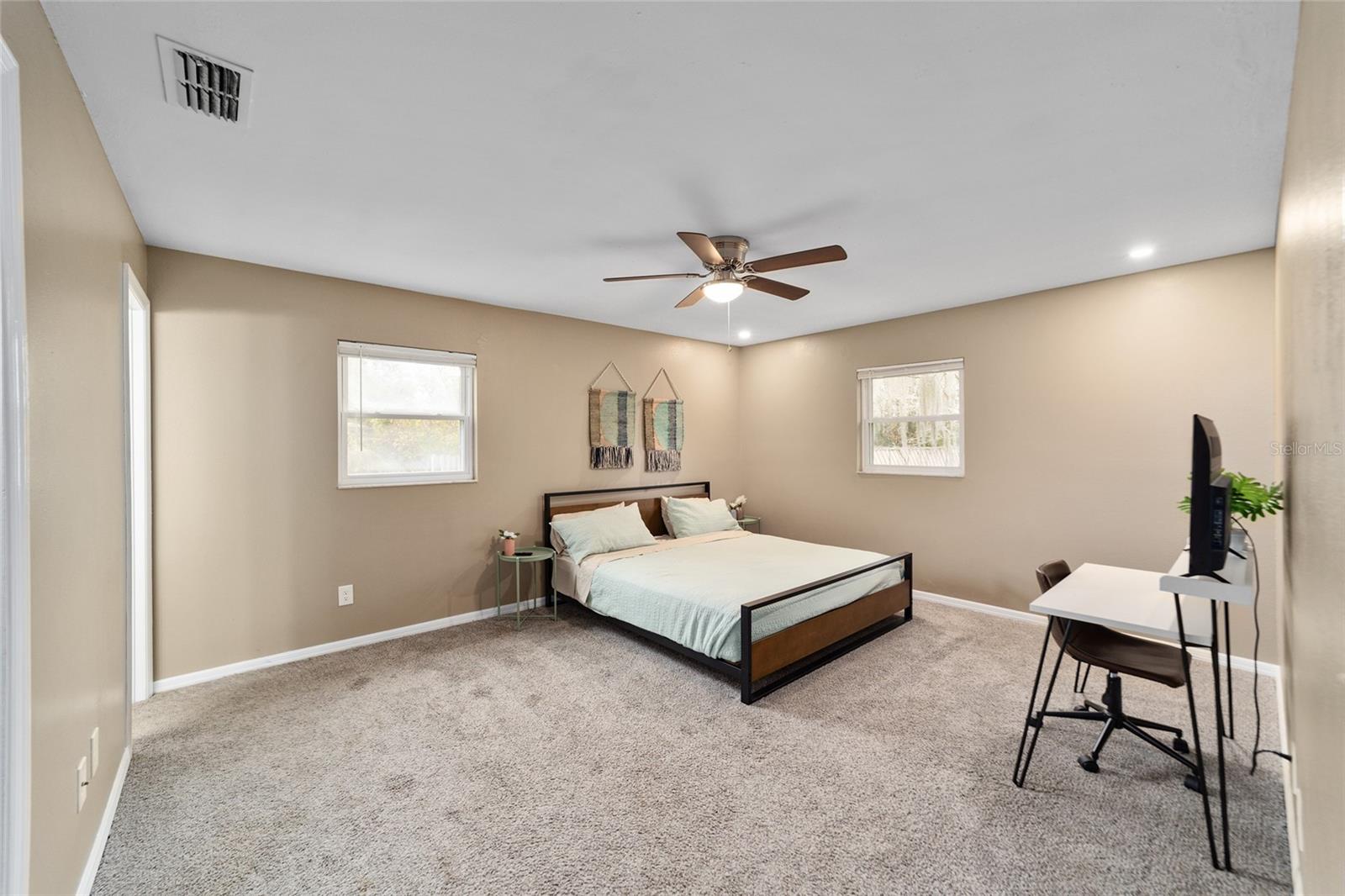 Image 20 of 37 For 3720 24th Street