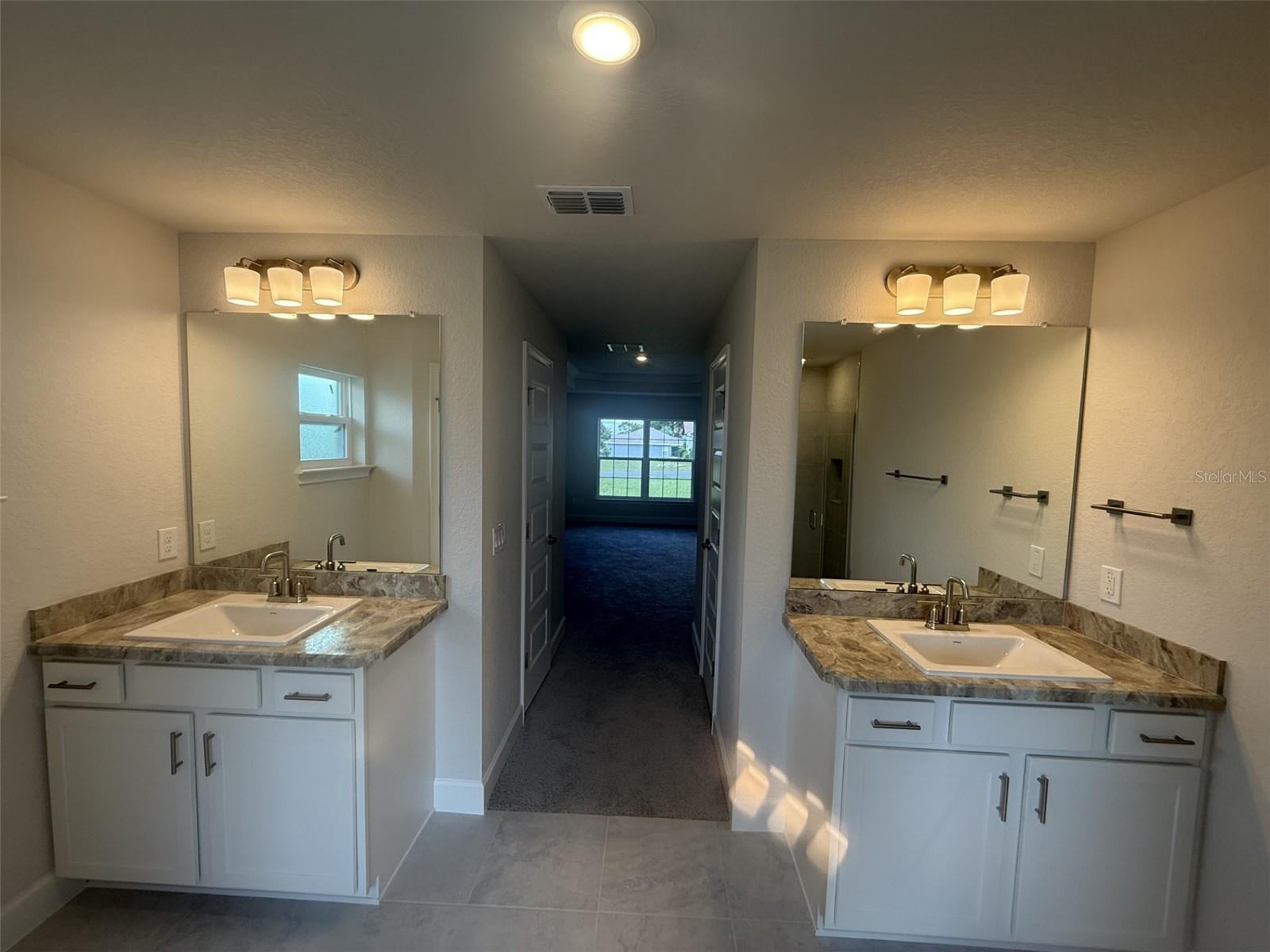 Listing photo id 22 for 7889 Omega Way