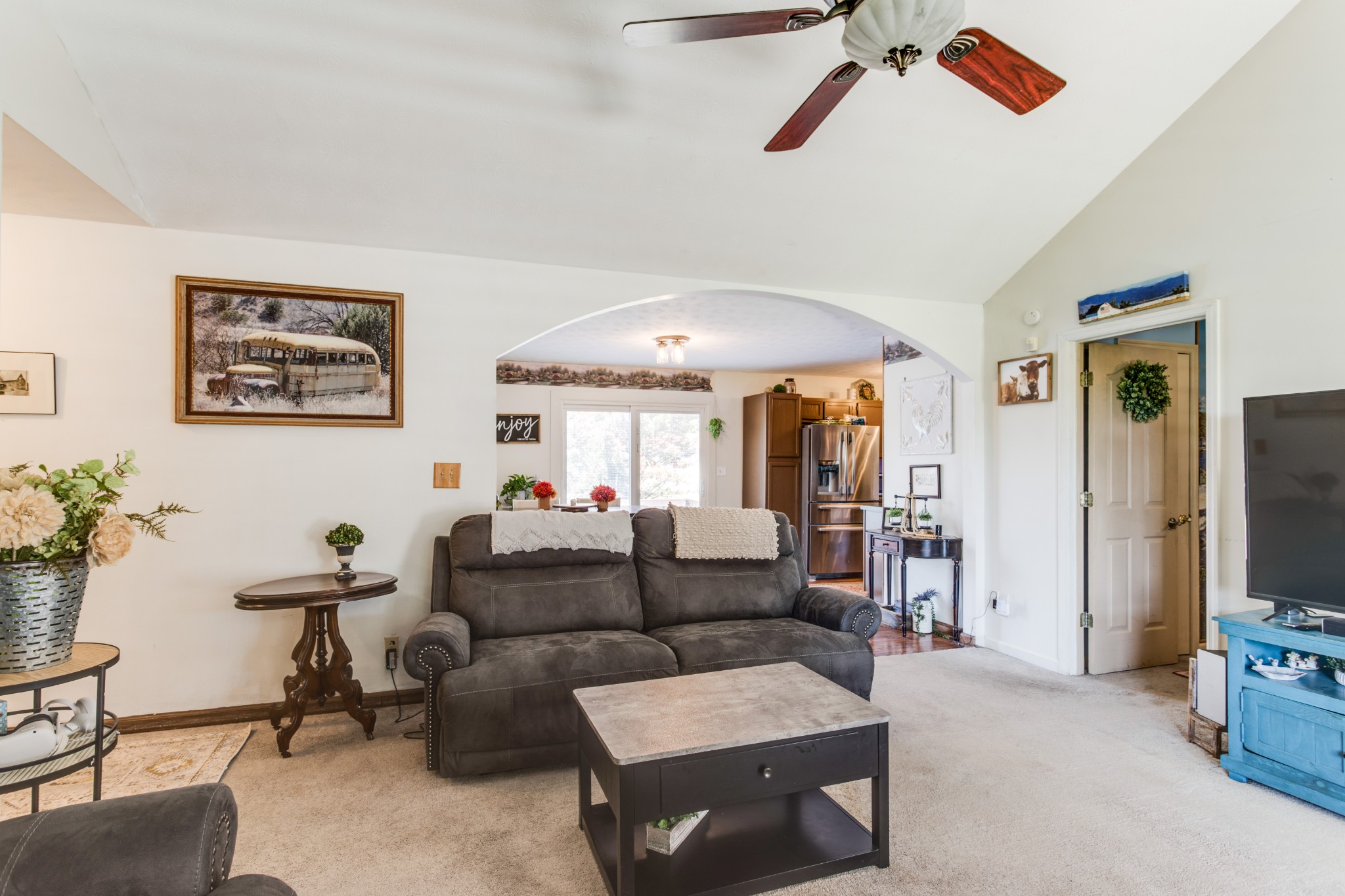 Image 14 of 16 For 2421 Crill Avenue