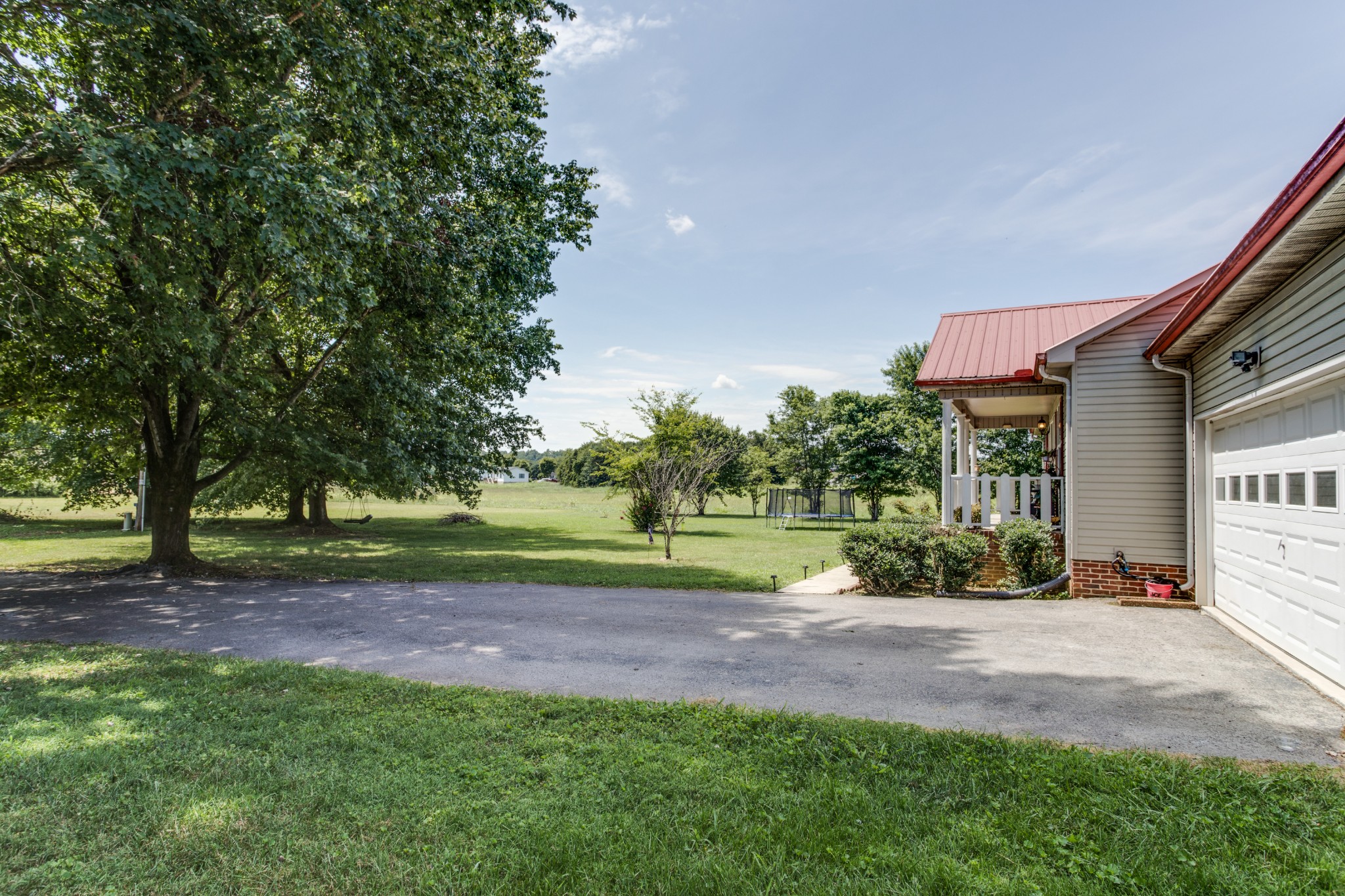 Image 6 of 16 For 2421 Crill Avenue