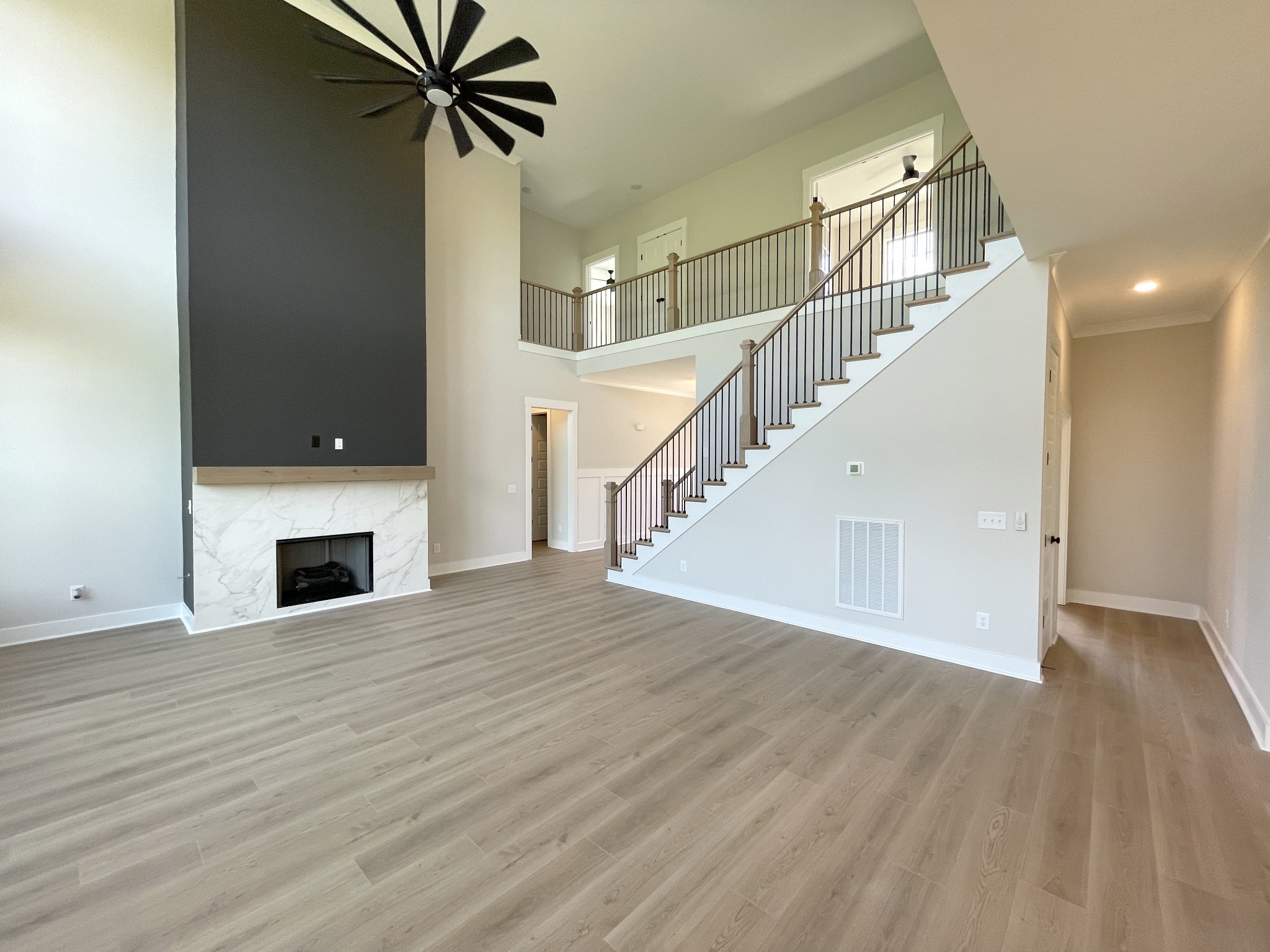 Image 12 of 70 For 12135 107th Street Road