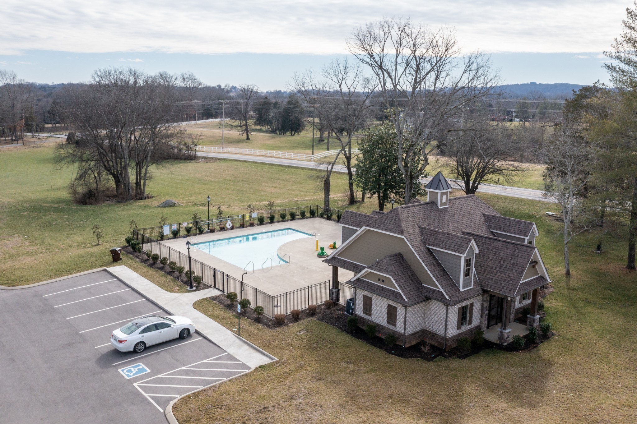 Image 18 of 70 For 12135 107th Street Road