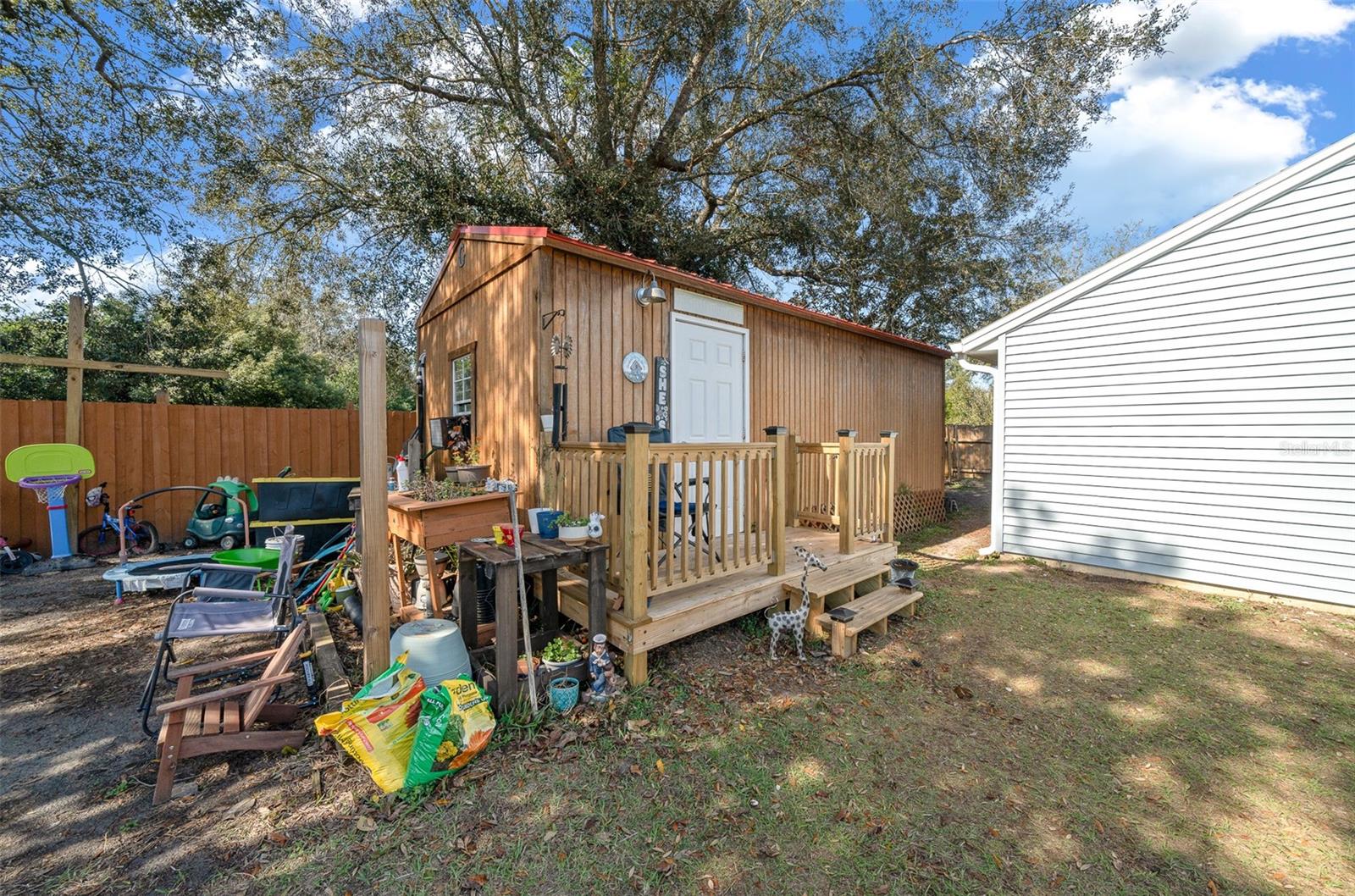 Image 43 of 49 For 21654 Honeysuckle Street
