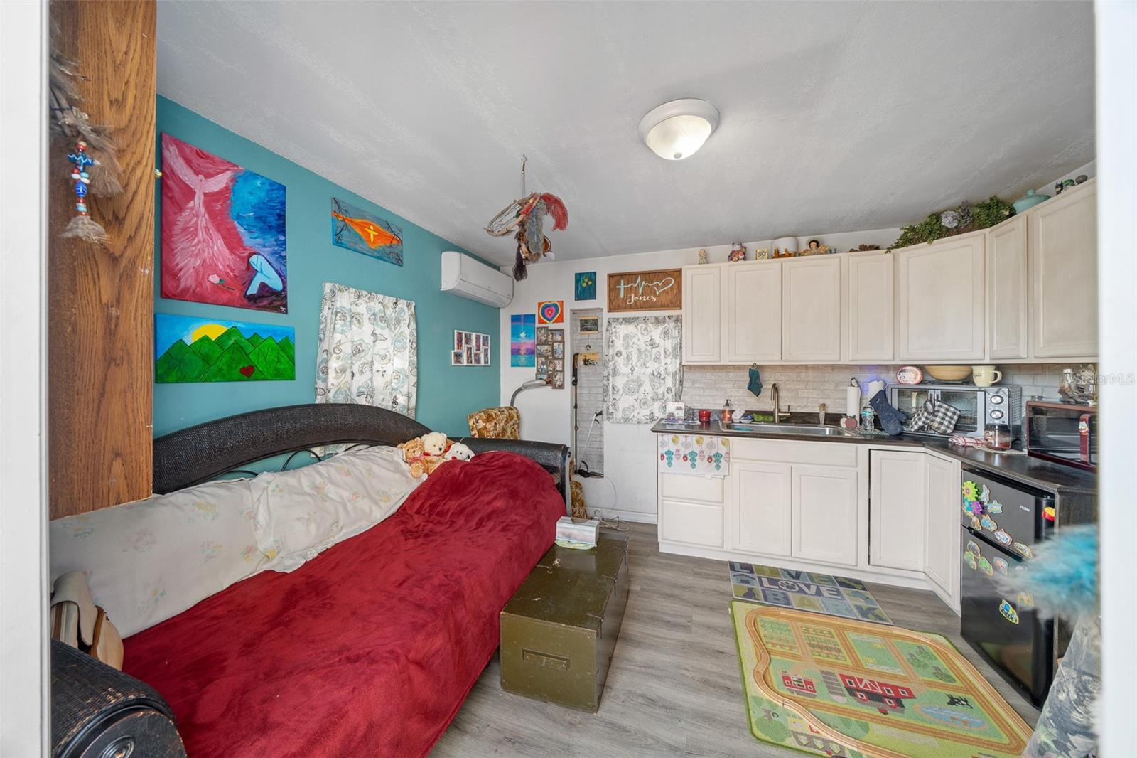 Image 45 of 49 For 21654 Honeysuckle Street
