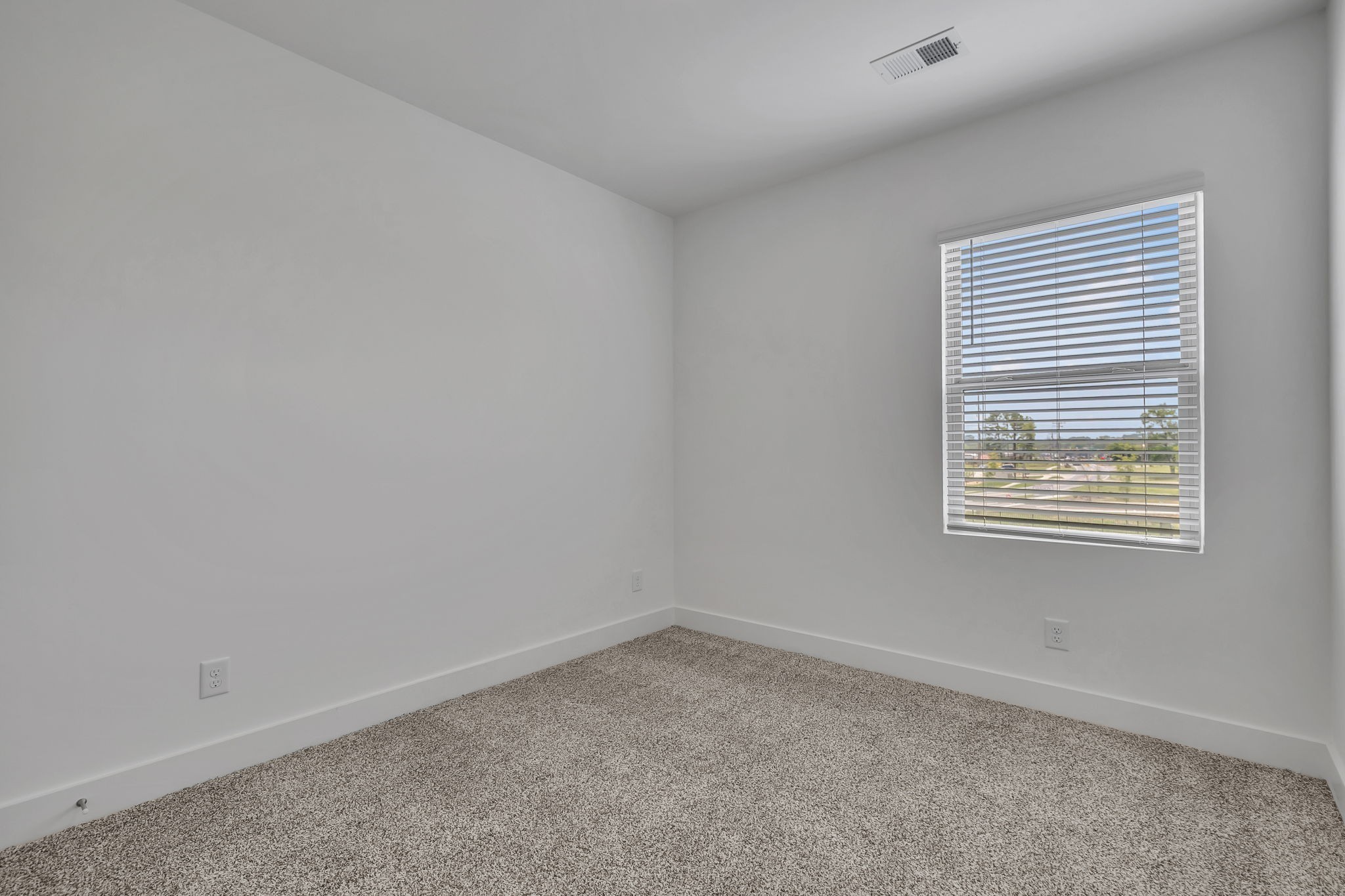 Image 9 of 21 For 2142 23rd Loop