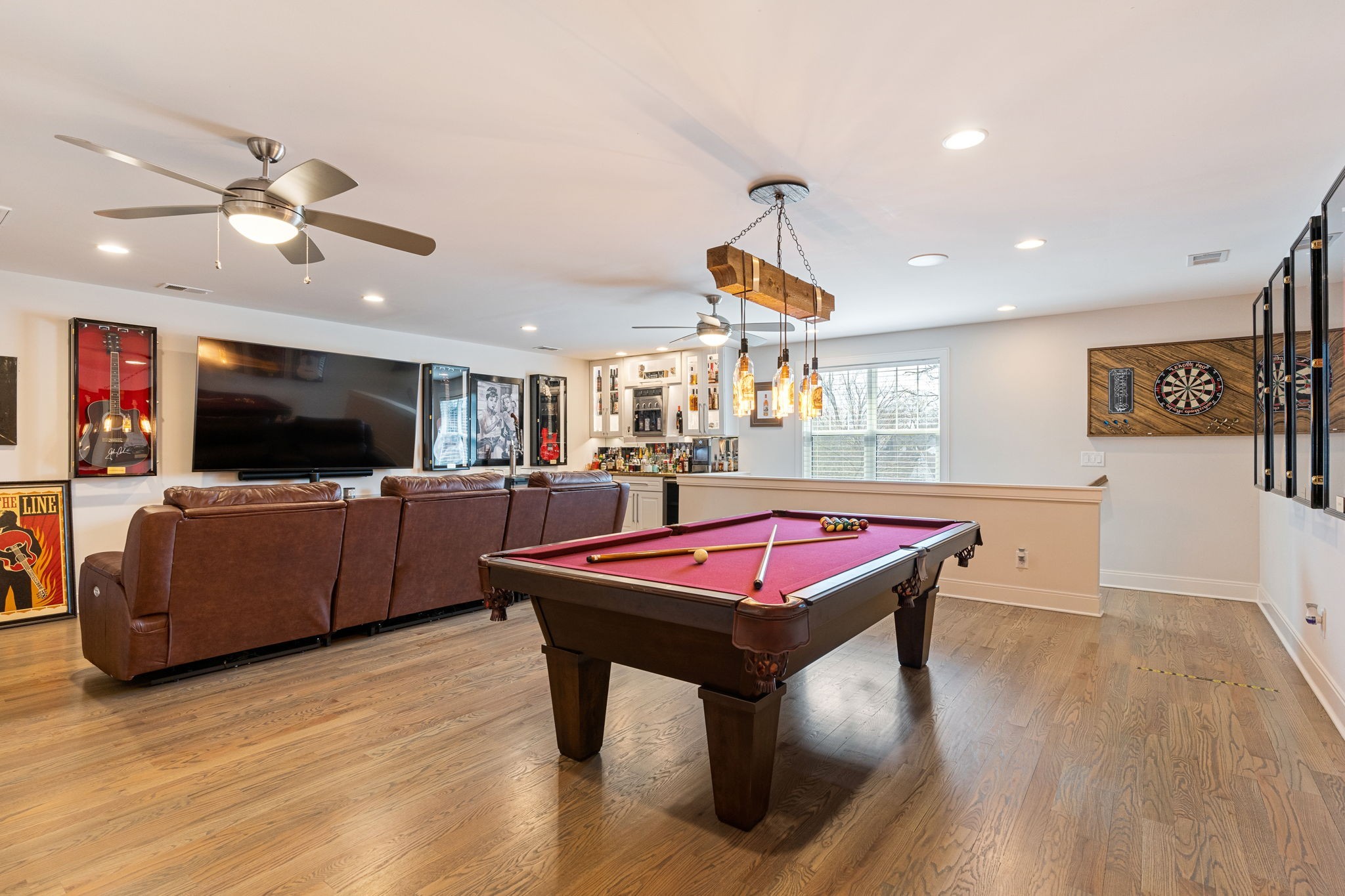 Image 17 of 39 For 137 Franklin Avenue