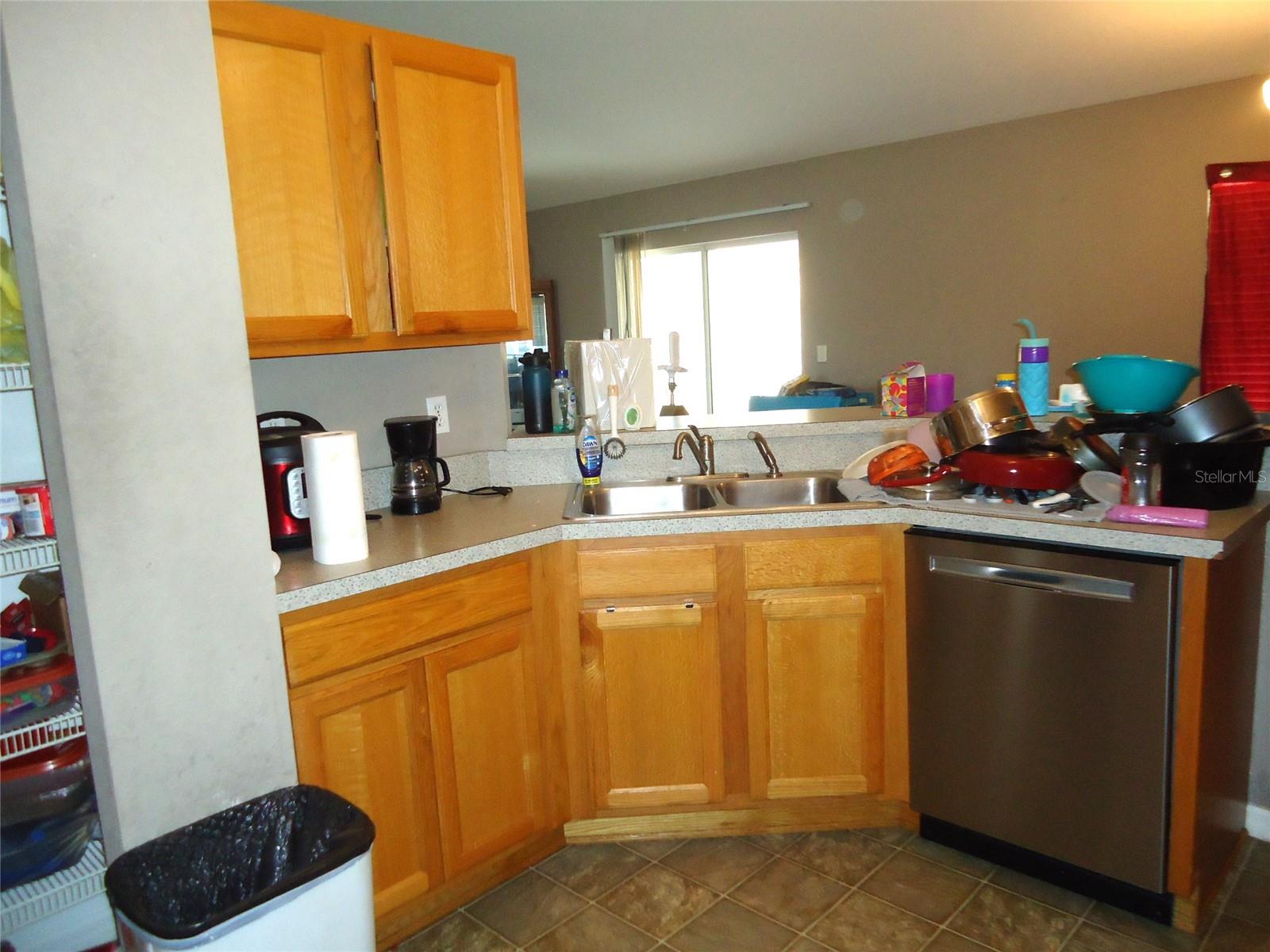 Image 11 of 21 For 221 Locust Lane