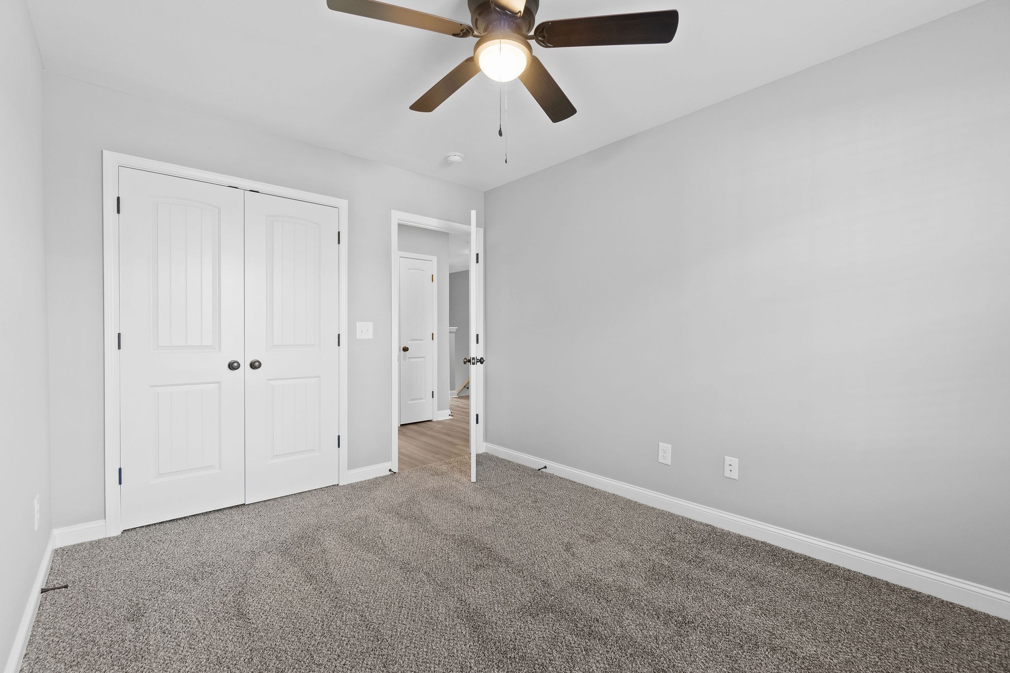 Image 12 of 29 For 13253 35th Court