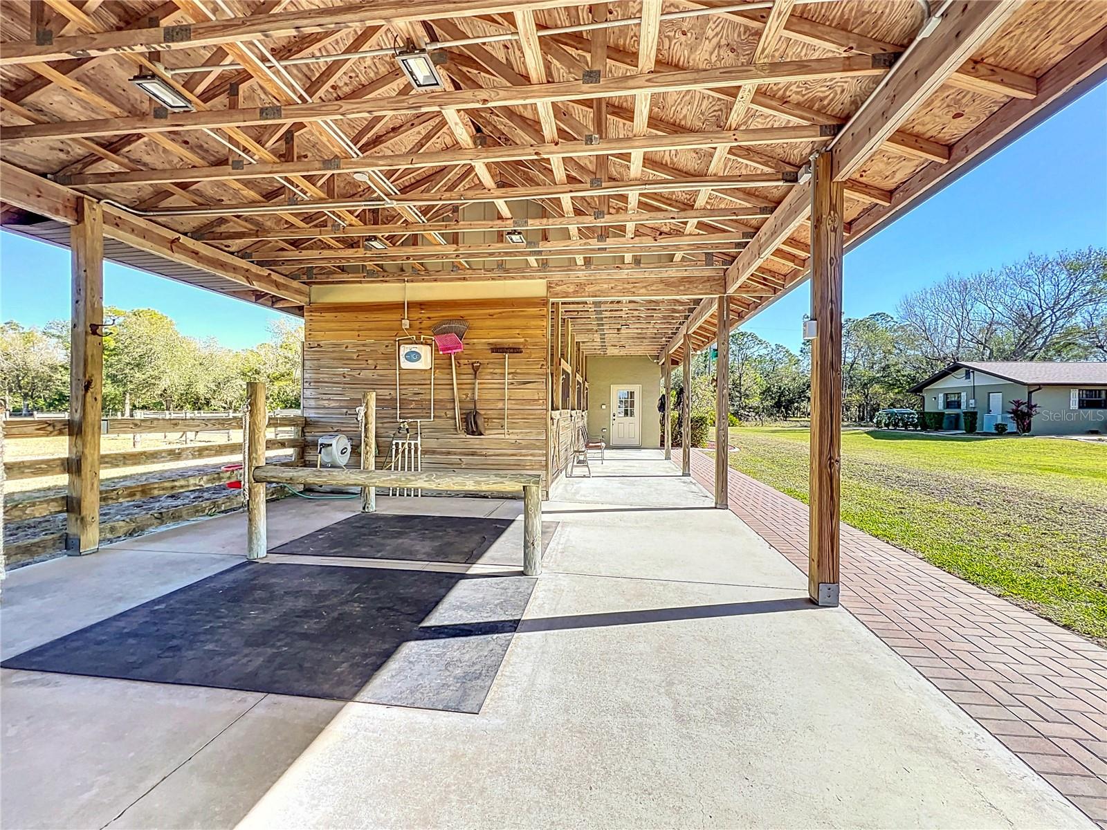 Image 21 of 97 For 24454 Nova Lane