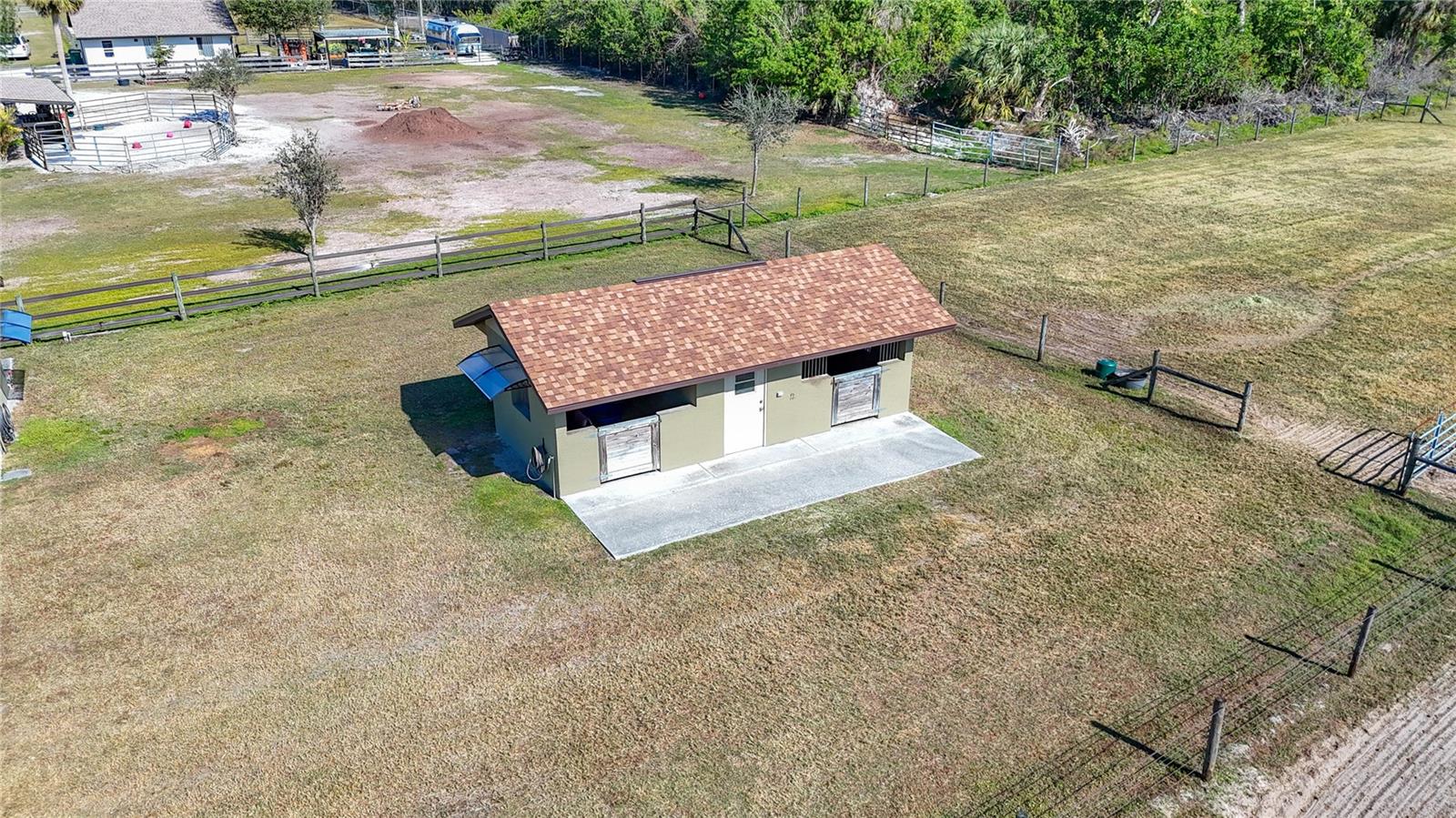 Image 36 of 97 For 24454 Nova Lane